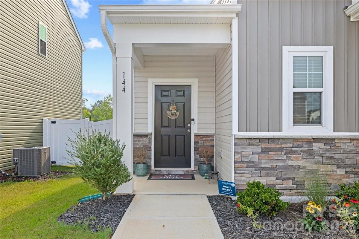 144 BABBLING BROOK Drive — Clayton