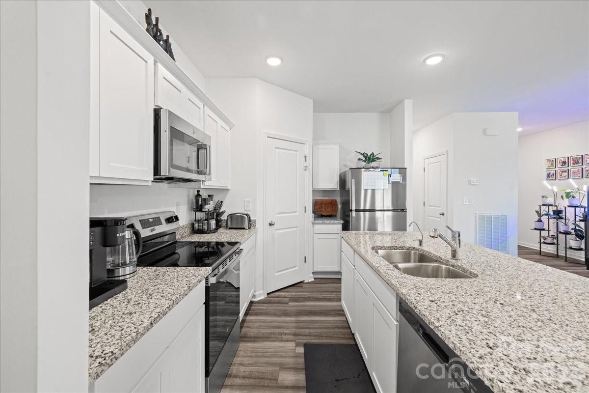 144 BABBLING BROOK Drive — Clayton