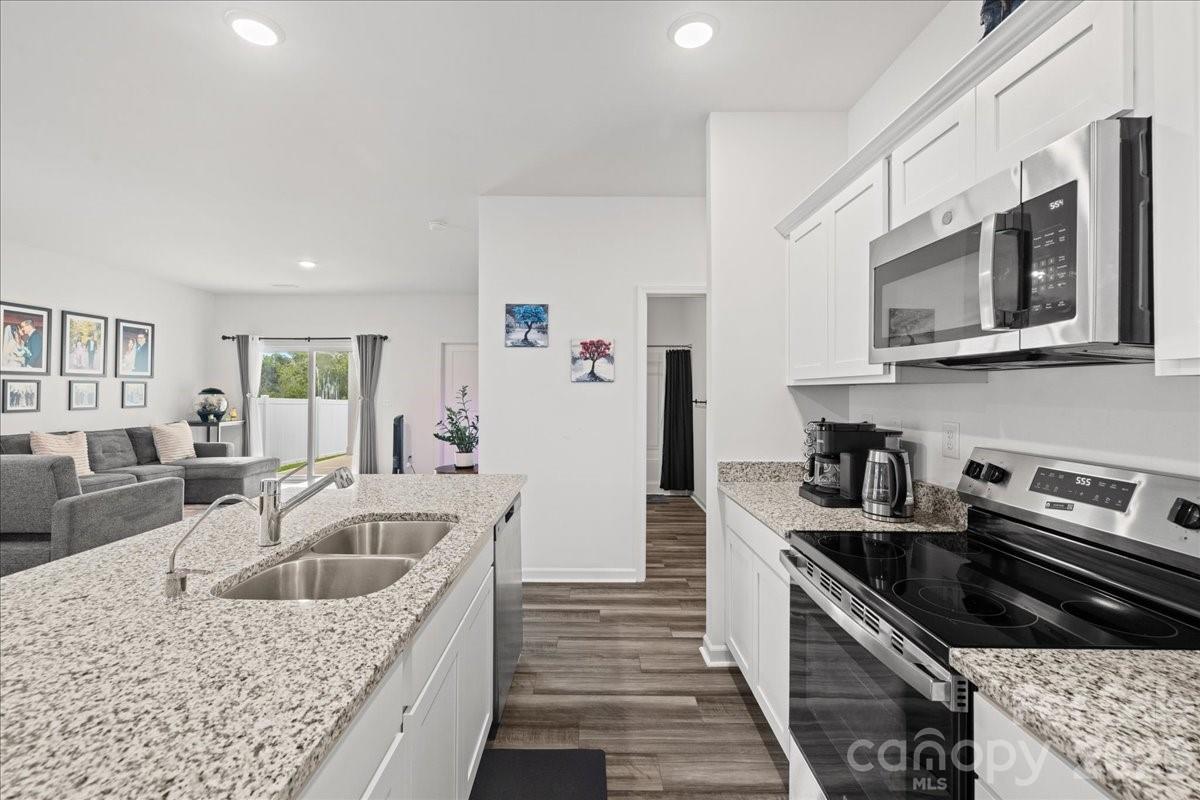 144 BABBLING BROOK Drive — Clayton