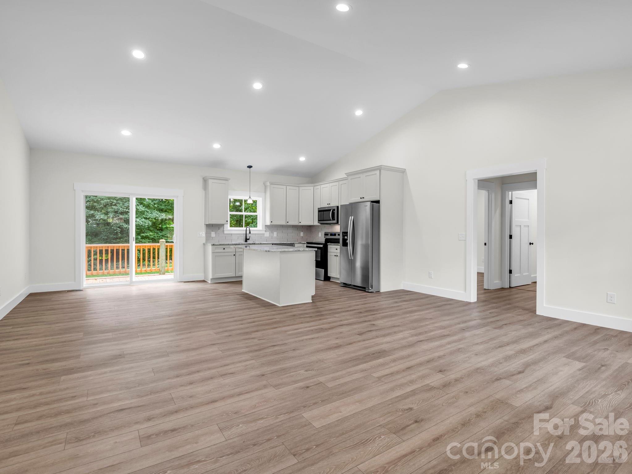 190 Forest Hill Drive — Forest City
