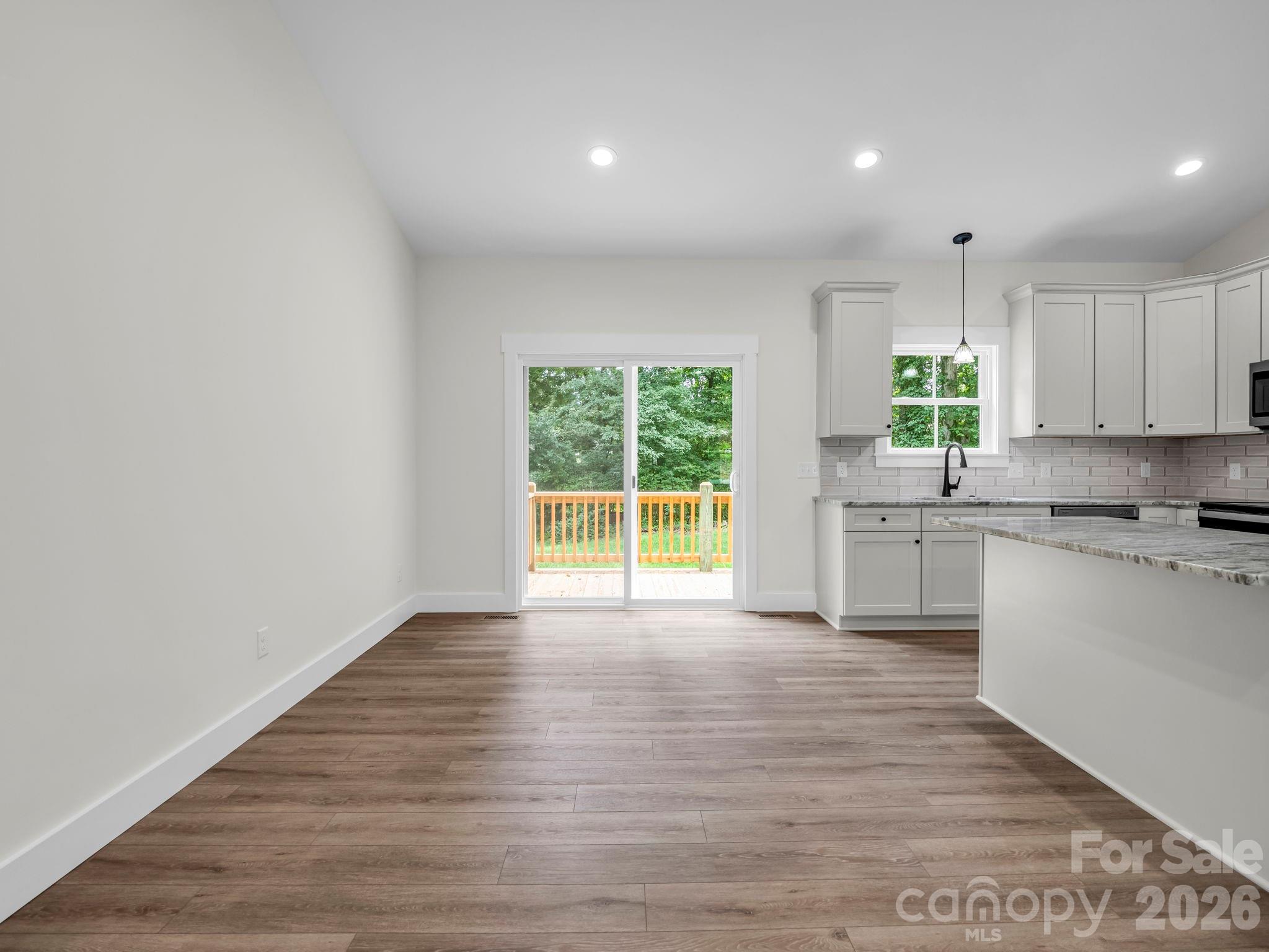 190 Forest Hill Drive — Forest City