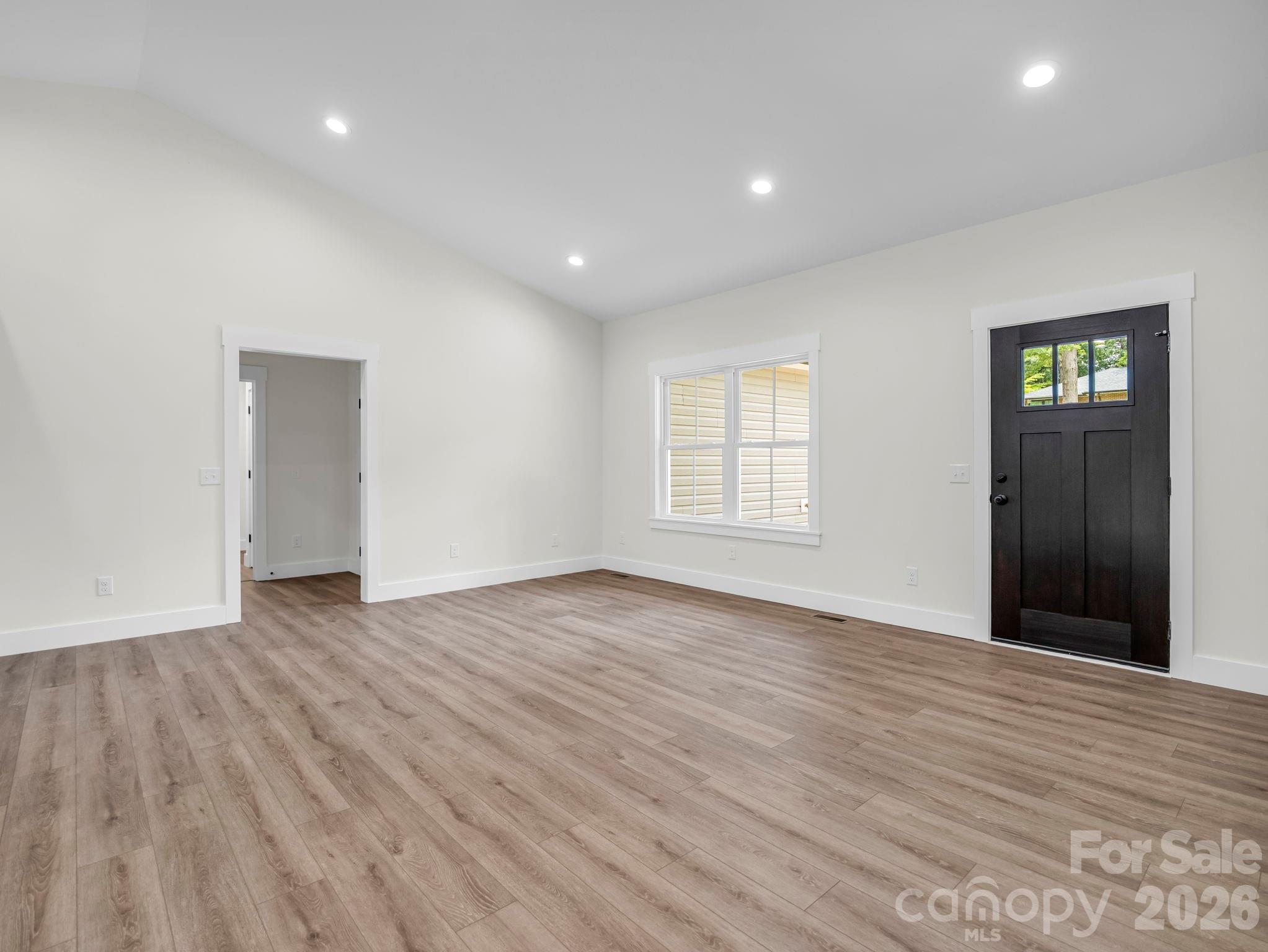 190 Forest Hill Drive — Forest City