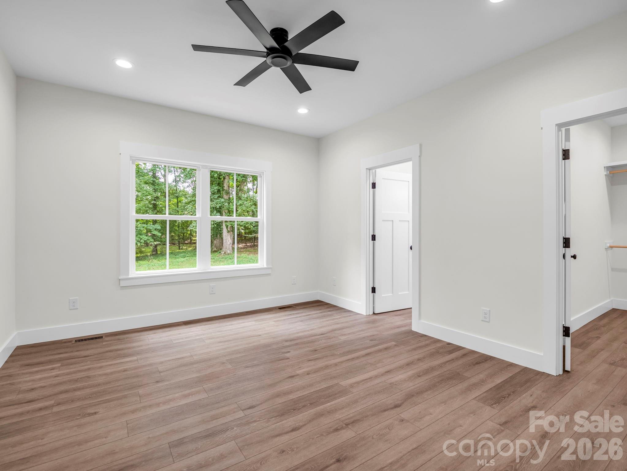 190 Forest Hill Drive — Forest City