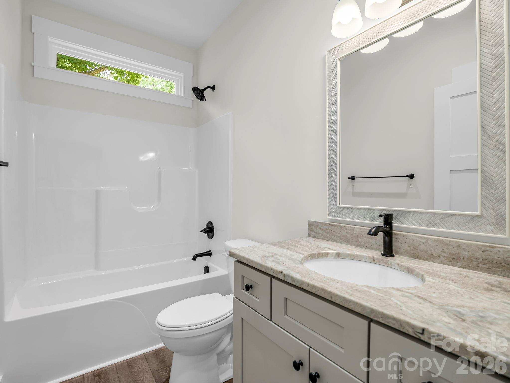 190 Forest Hill Drive — Forest City