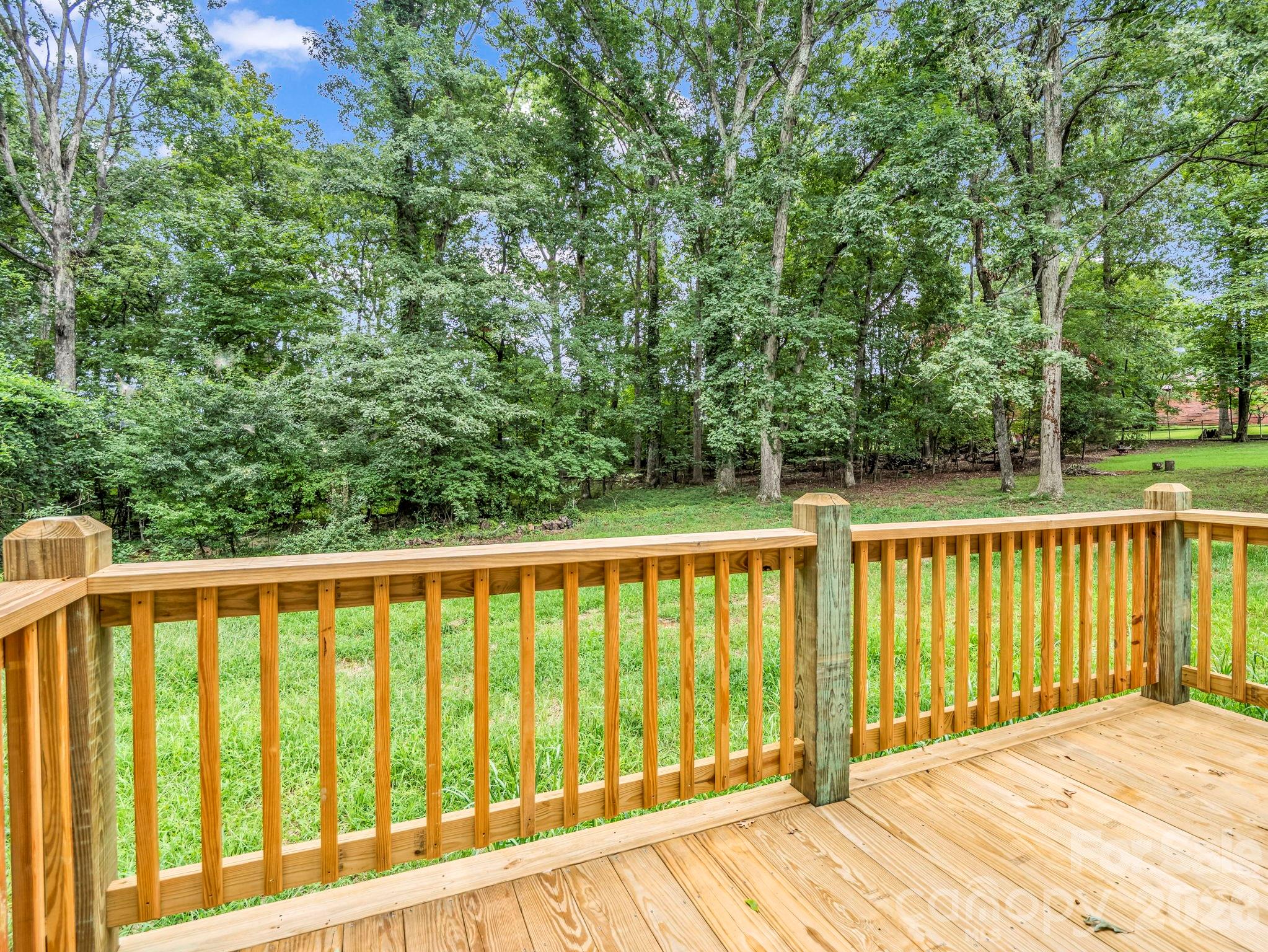 190 Forest Hill Drive — Forest City