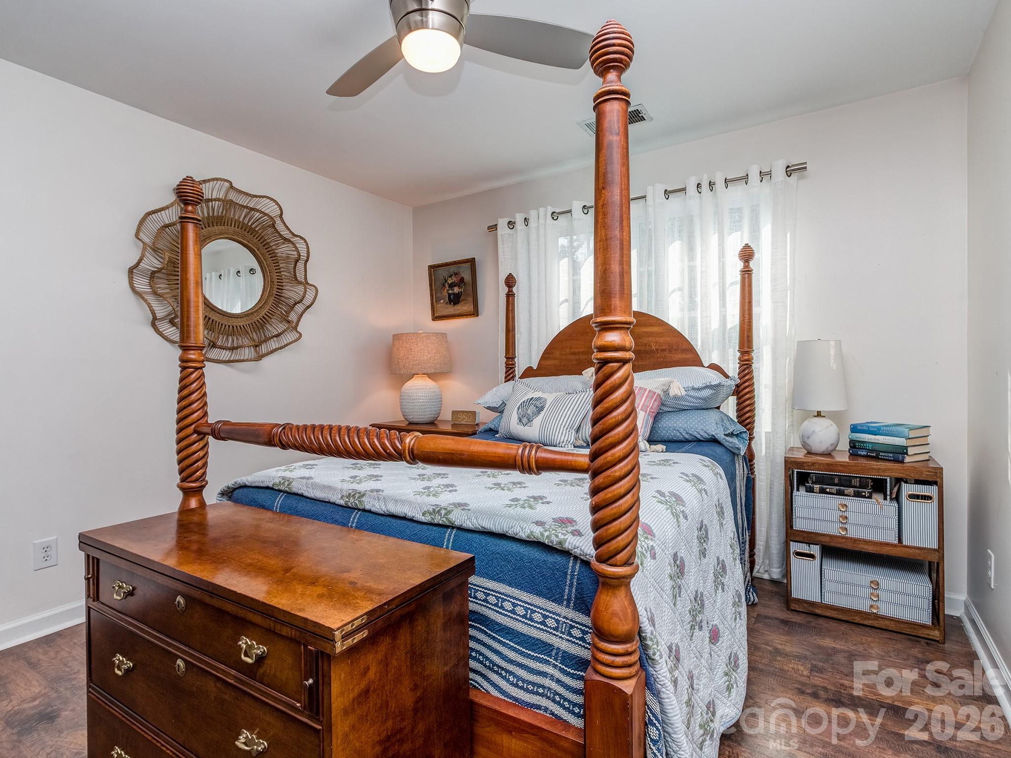 1052 Churchill Downs Court — Charlotte