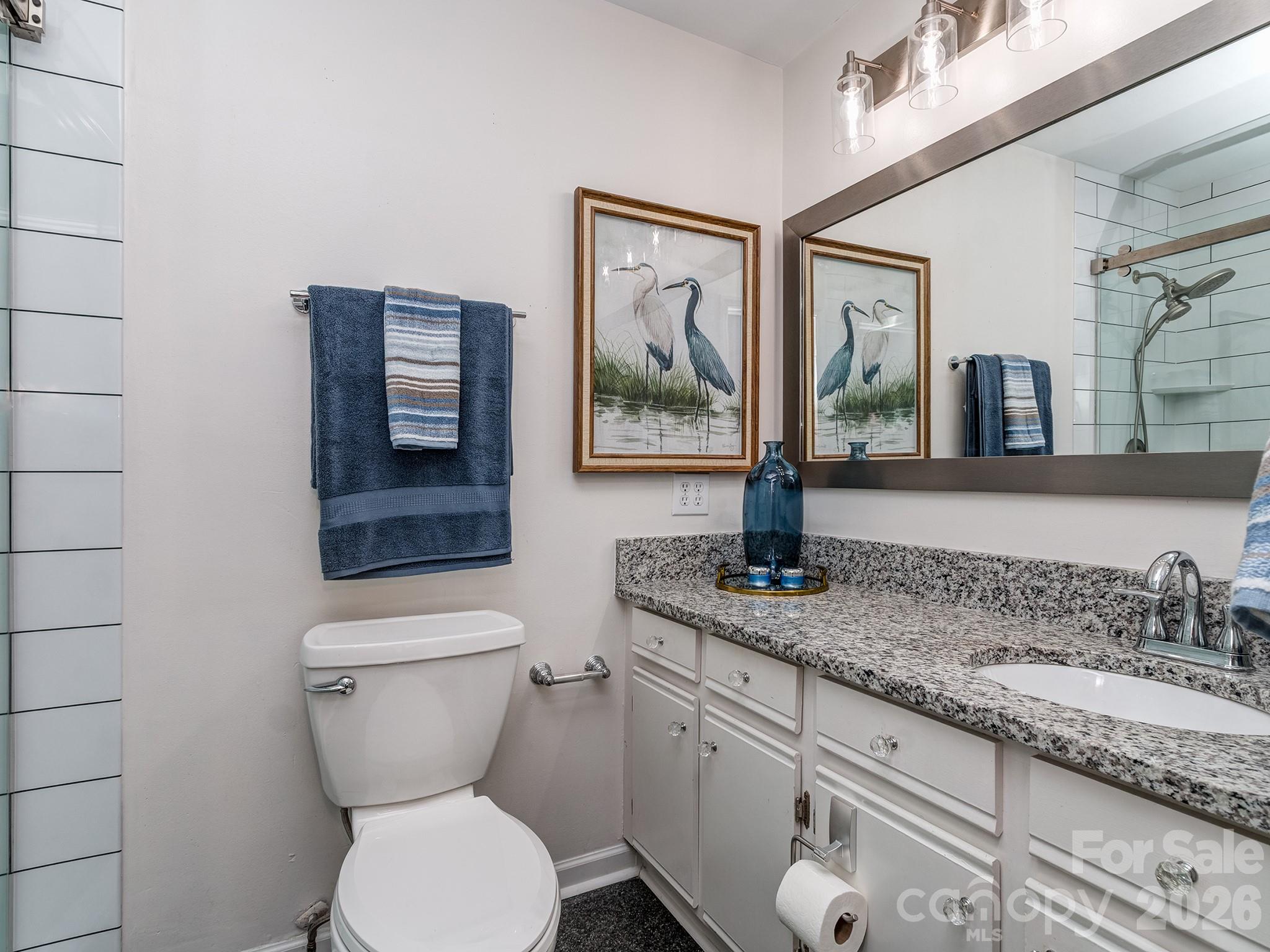 1052 Churchill Downs Court — Charlotte
