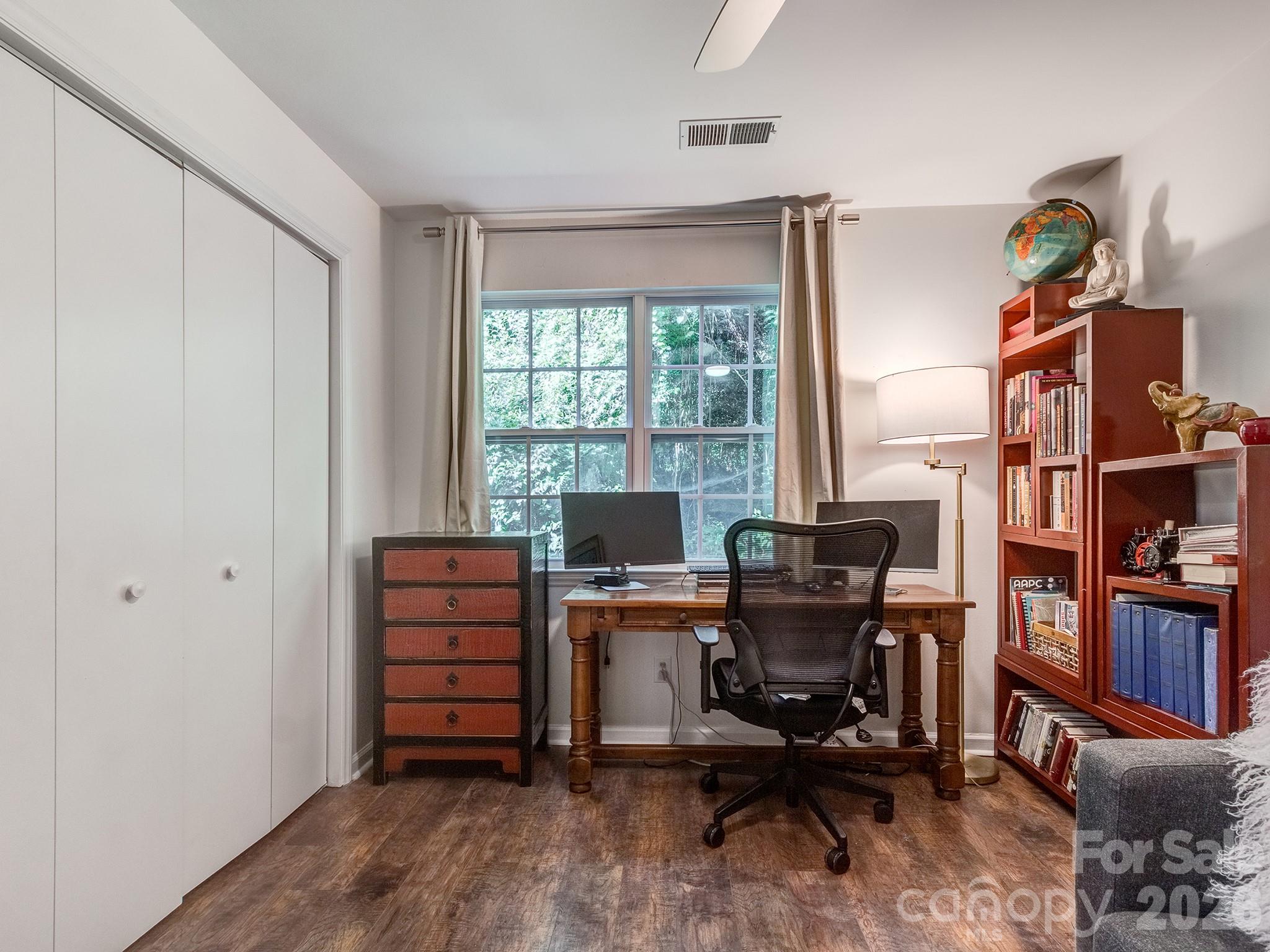 1052 Churchill Downs Court — Charlotte
