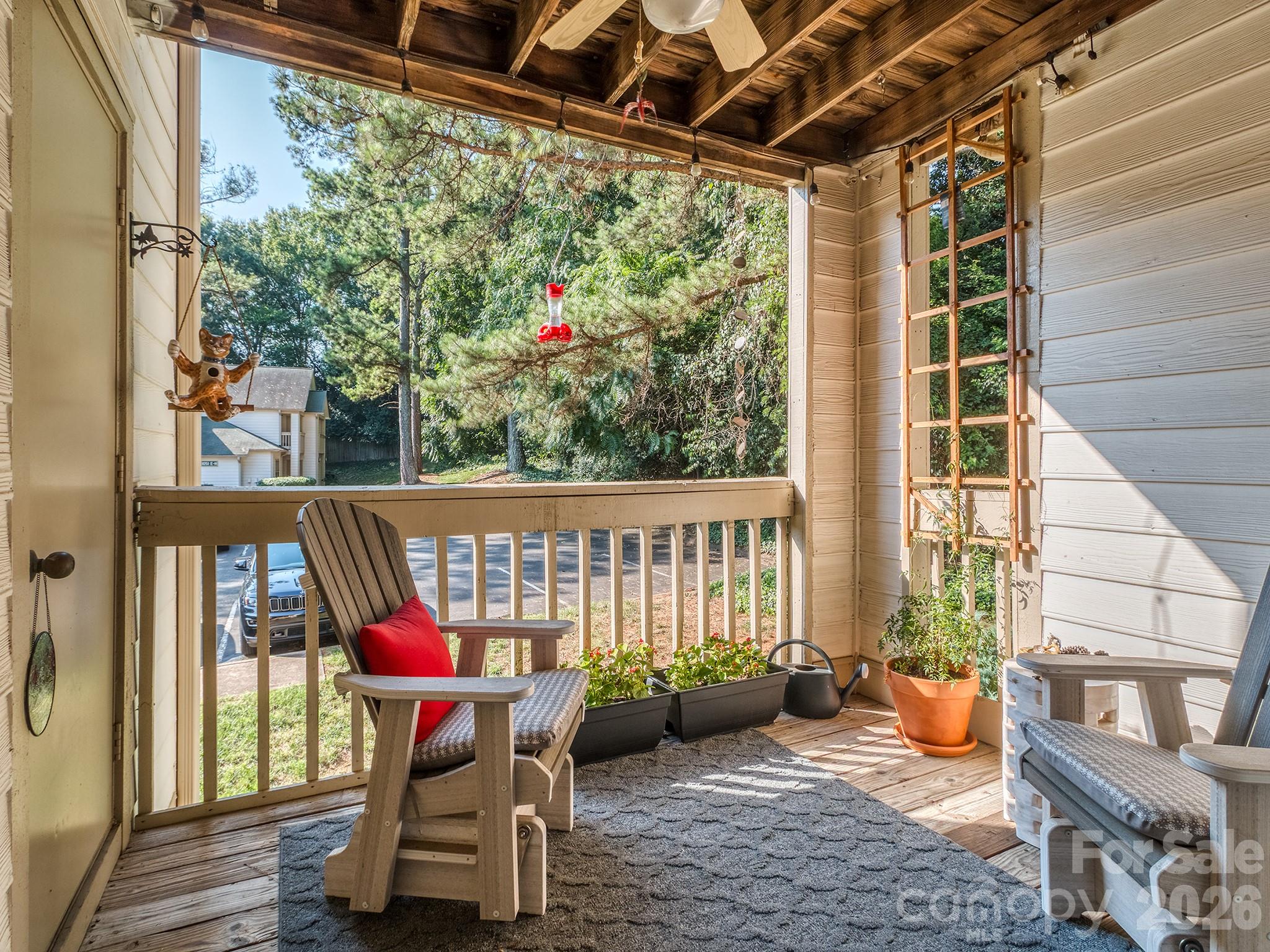 1052 Churchill Downs Court — Charlotte
