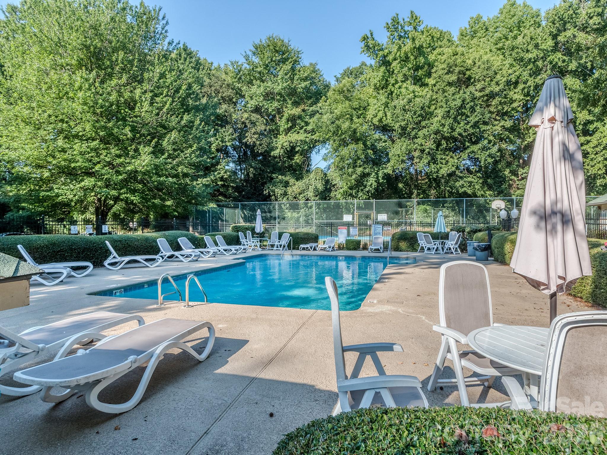 1052 Churchill Downs Court — Charlotte