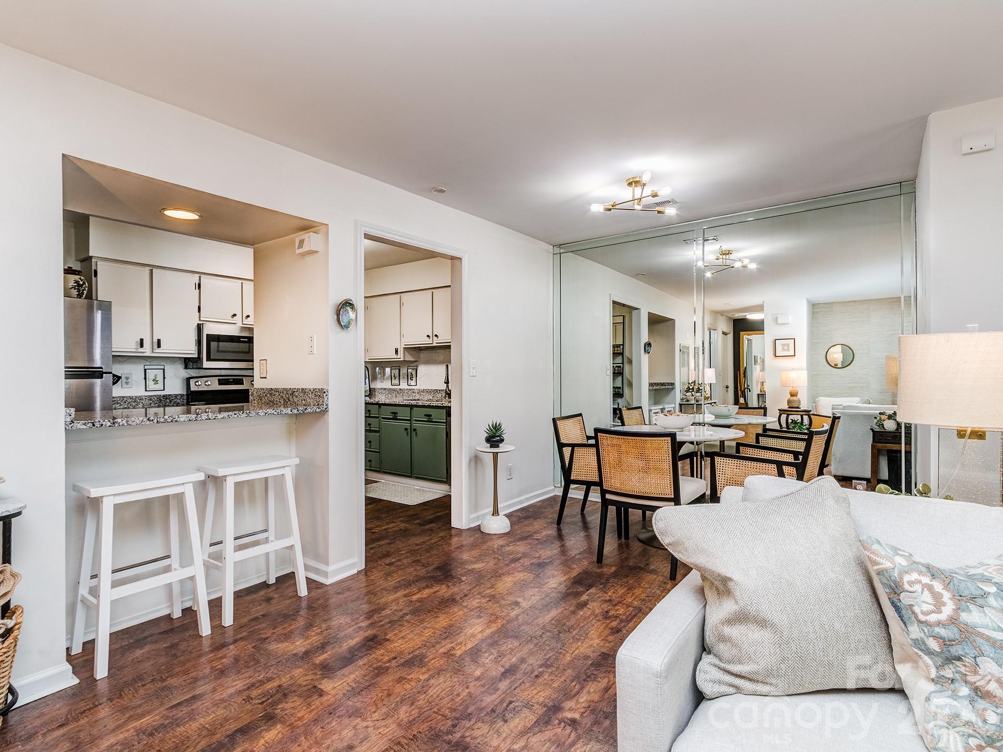 1052 Churchill Downs Court — Charlotte