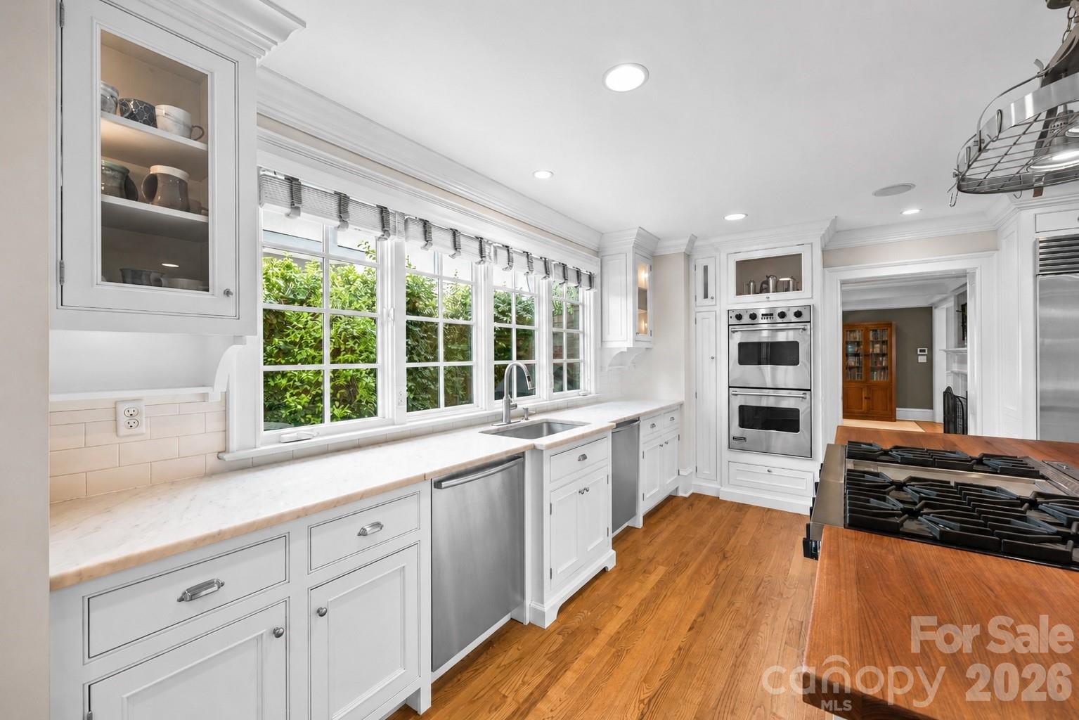 1620 Biltmore Drive — Charlotte