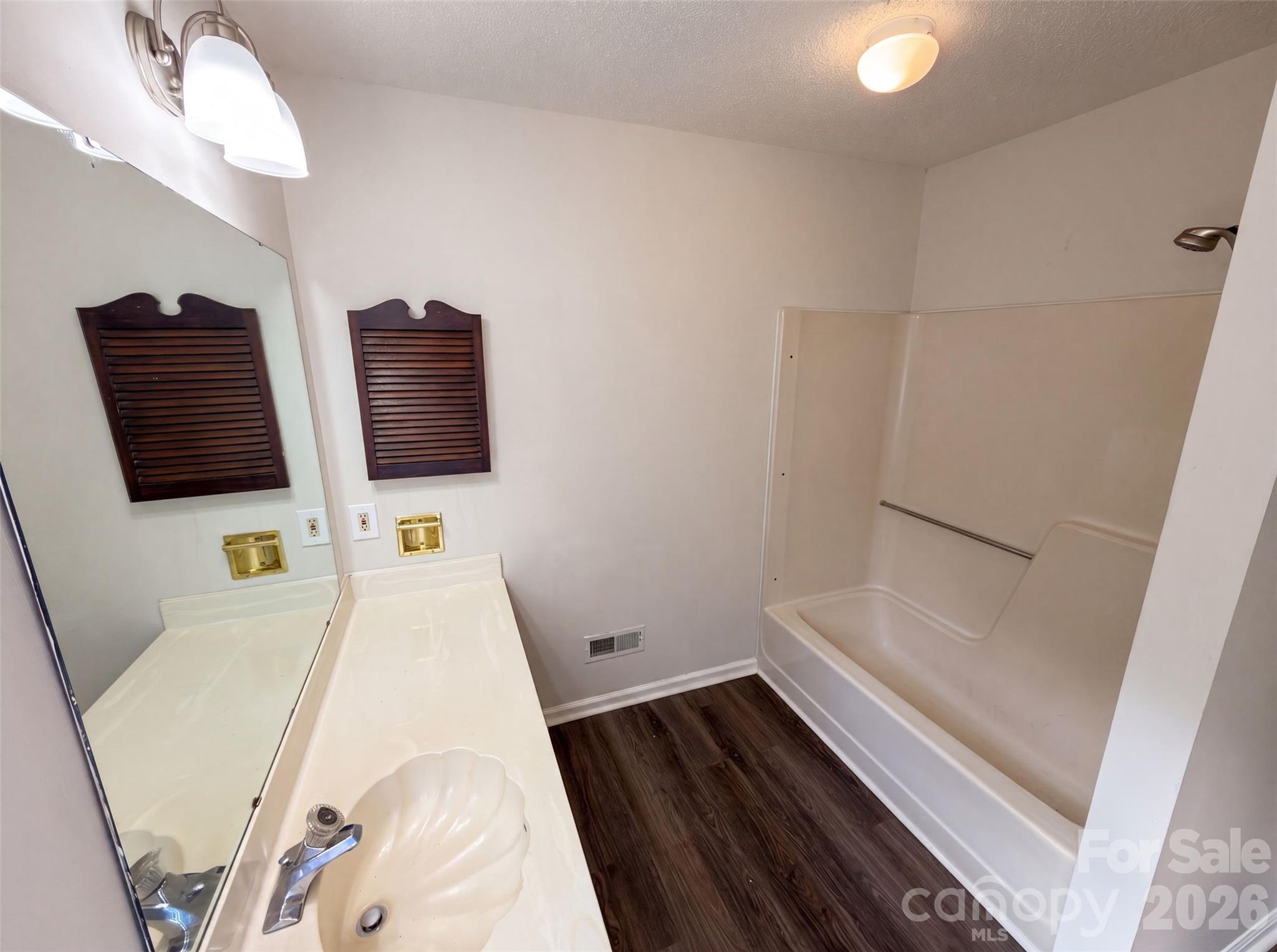 8909 Danson Drive — Charlotte