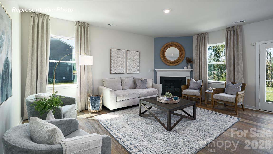 908 Streamwood Avenue — Newton