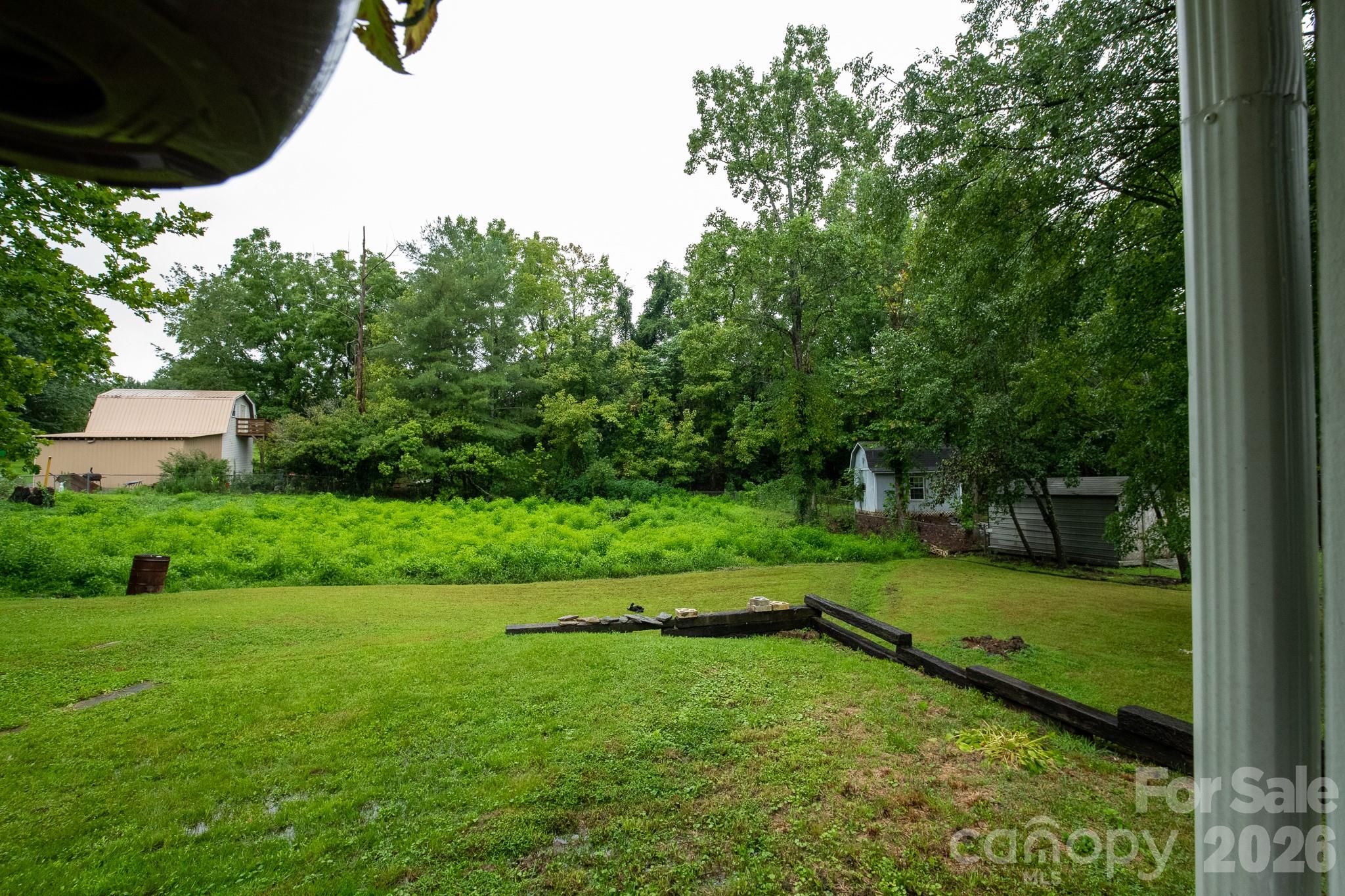 409 Cottrell Hill Road — Lenoir