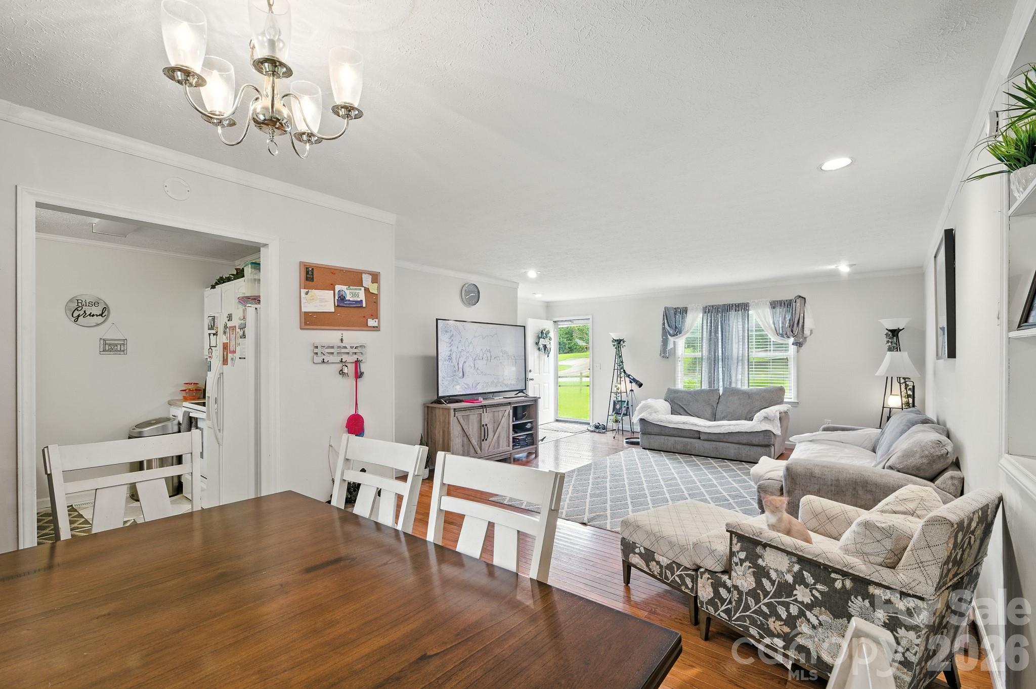 409 Cottrell Hill Road — Lenoir