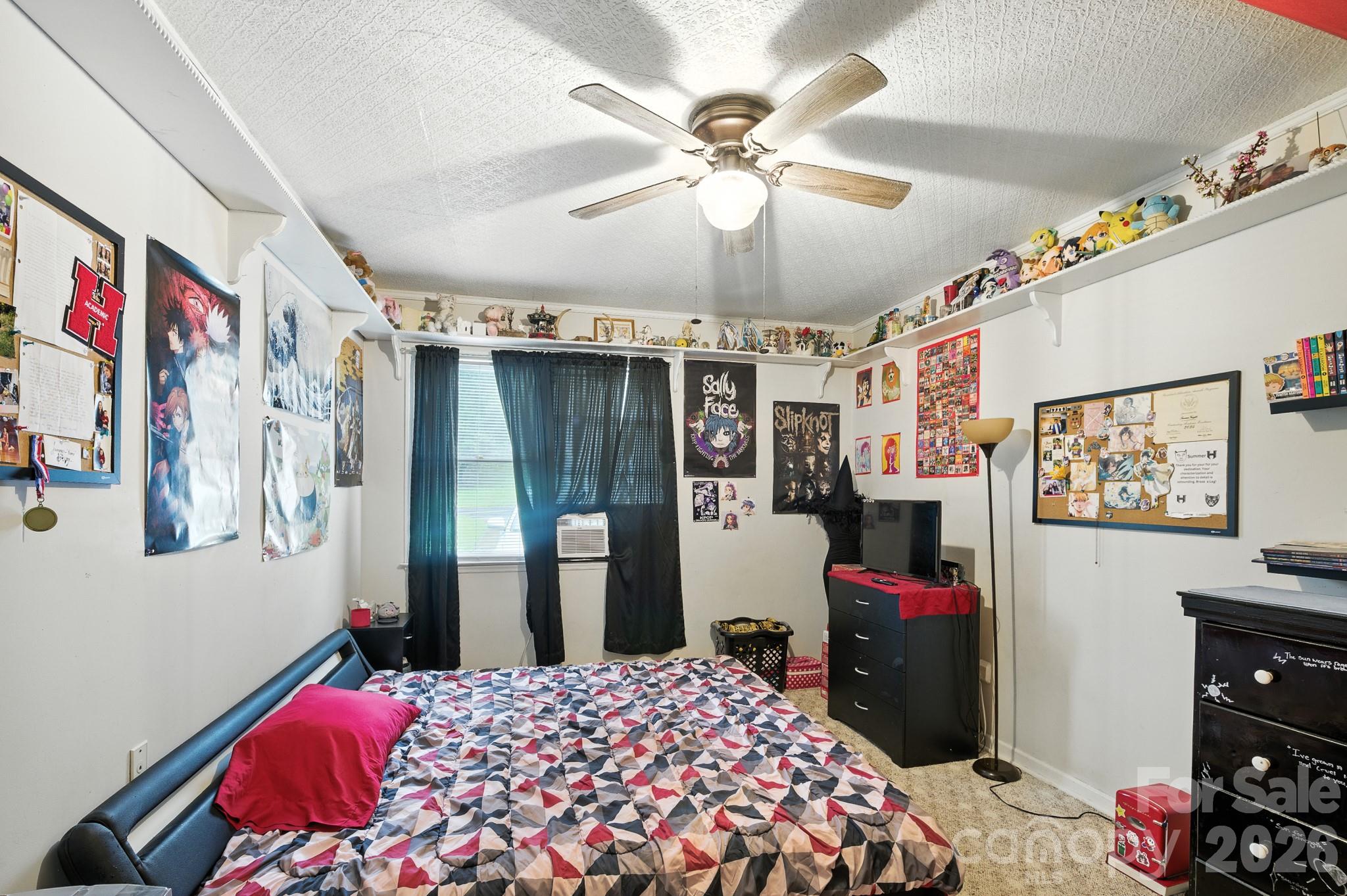 409 Cottrell Hill Road — Lenoir