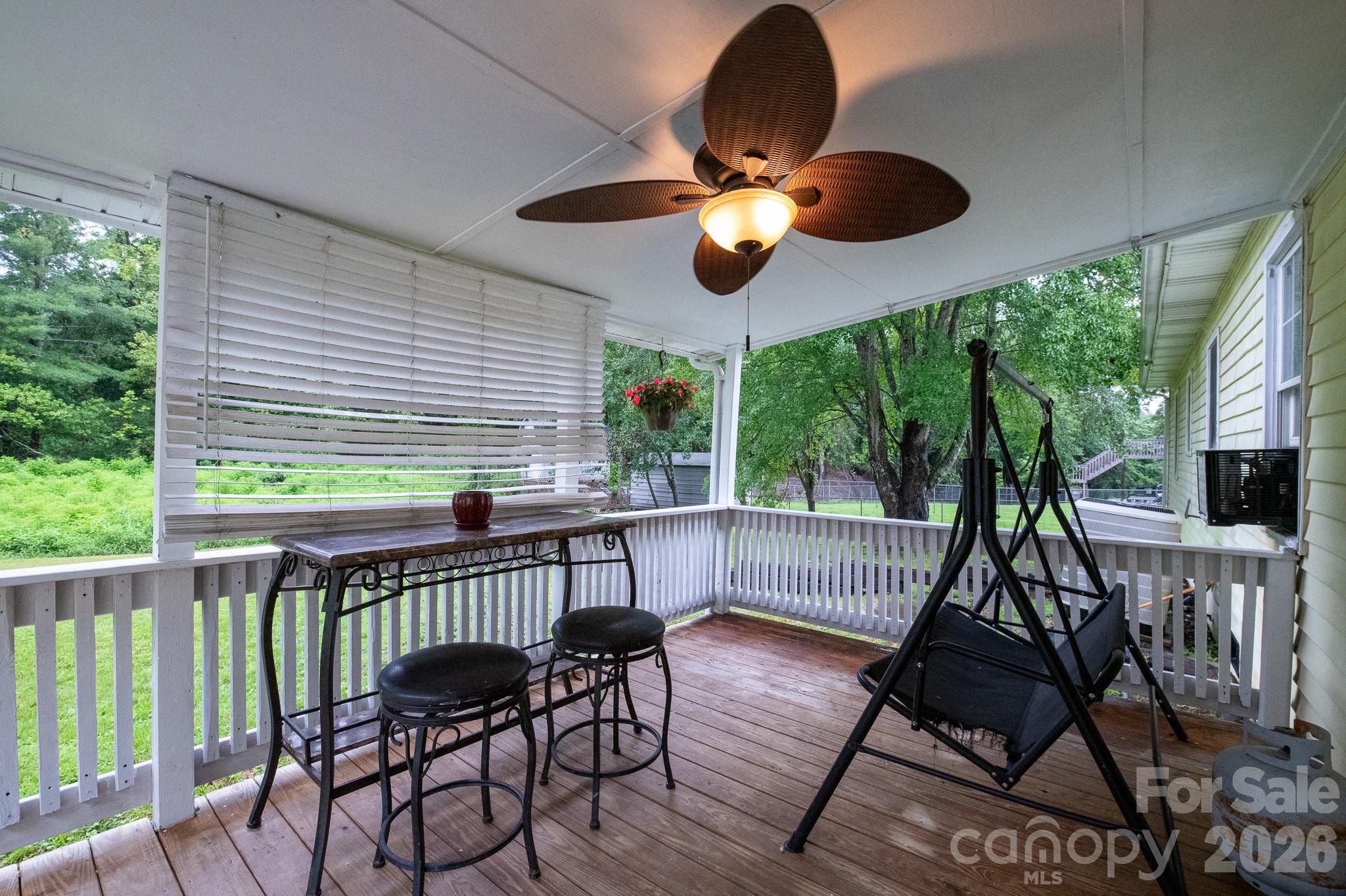 409 Cottrell Hill Road — Lenoir