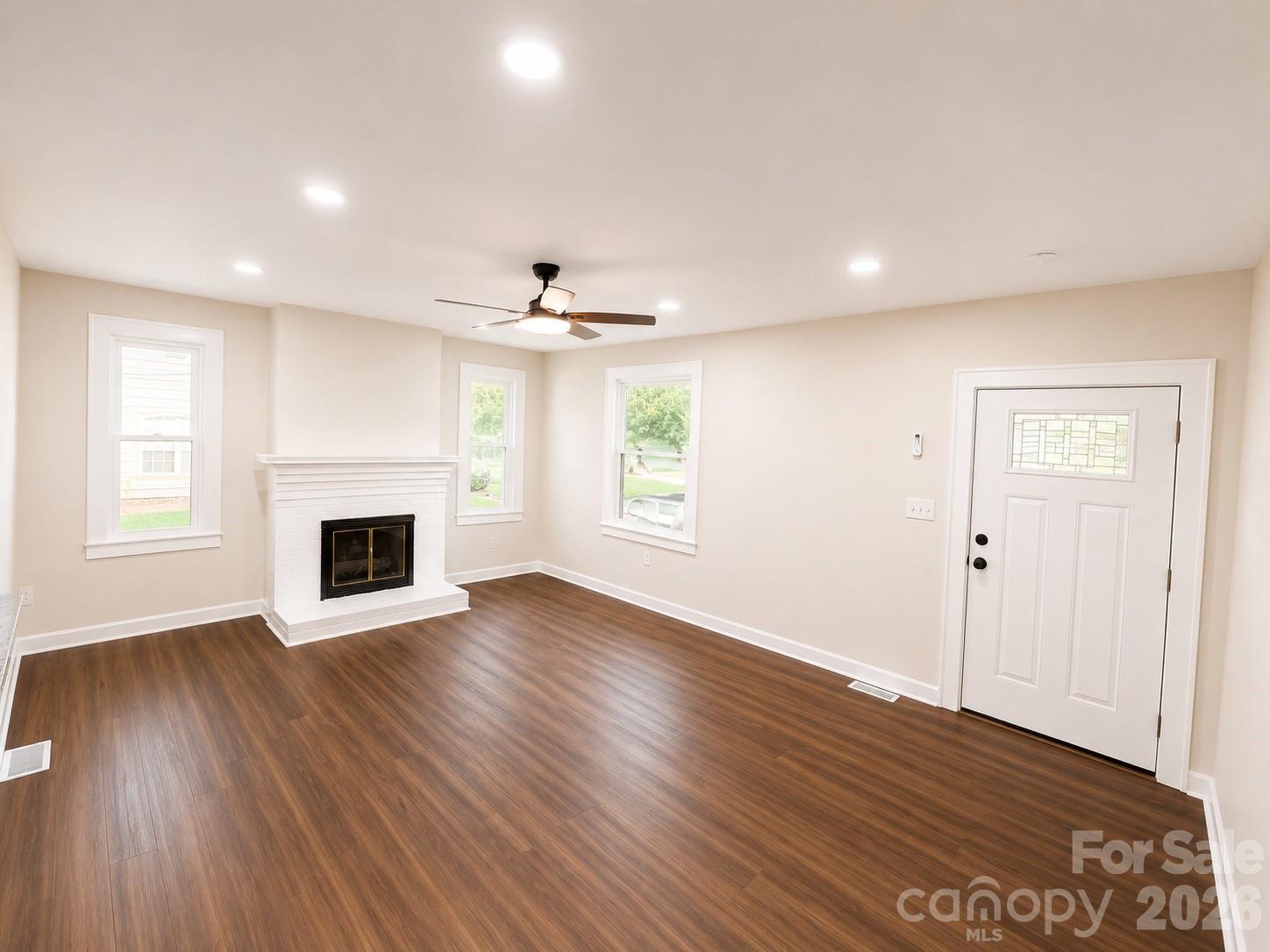609 Dallas Street — Chester