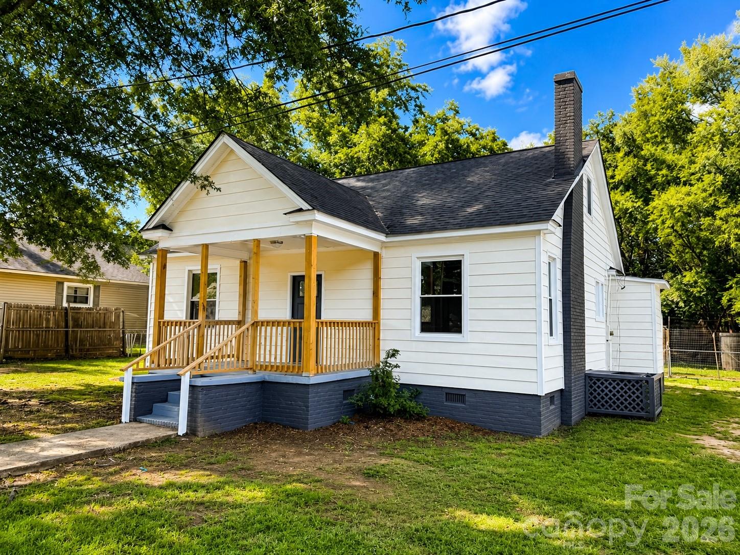 609 Dallas Street — Chester