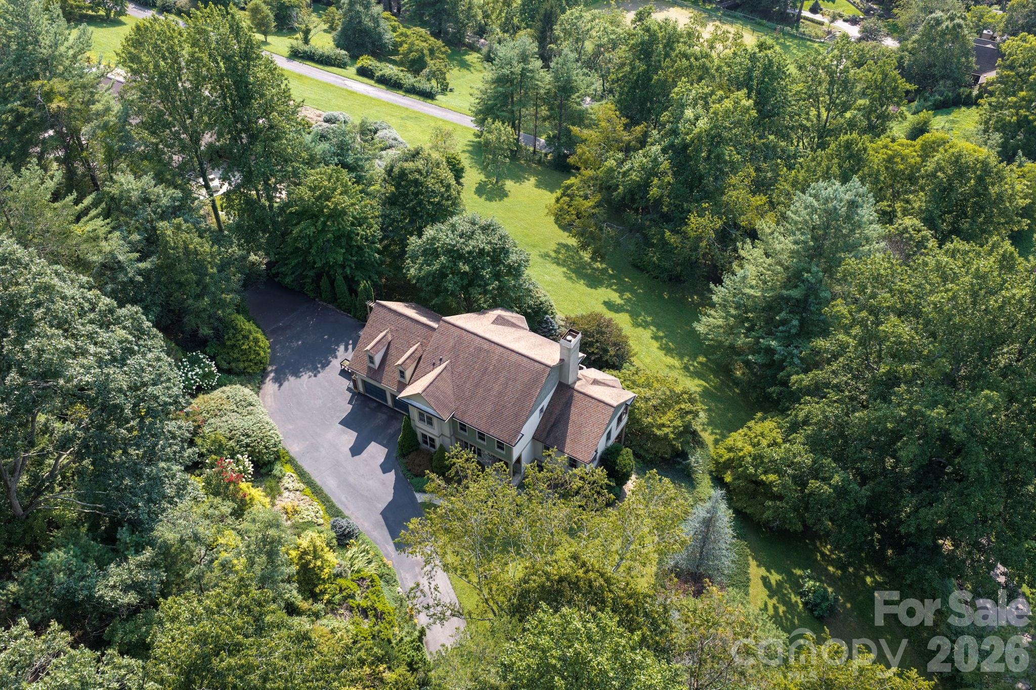 10 Blackberry Lane — Asheville