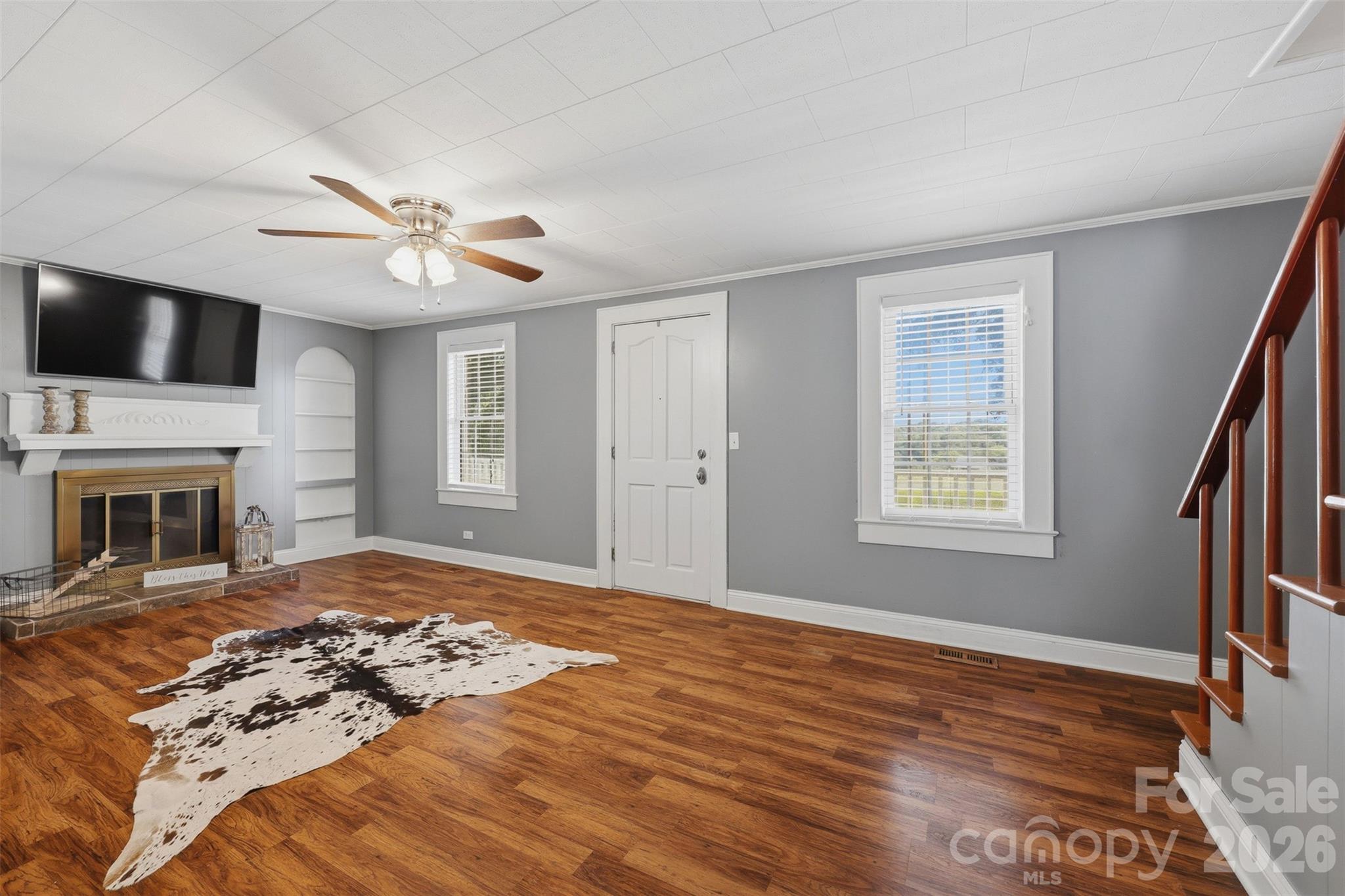 2430 Hwy 64/90 None W — Taylorsville