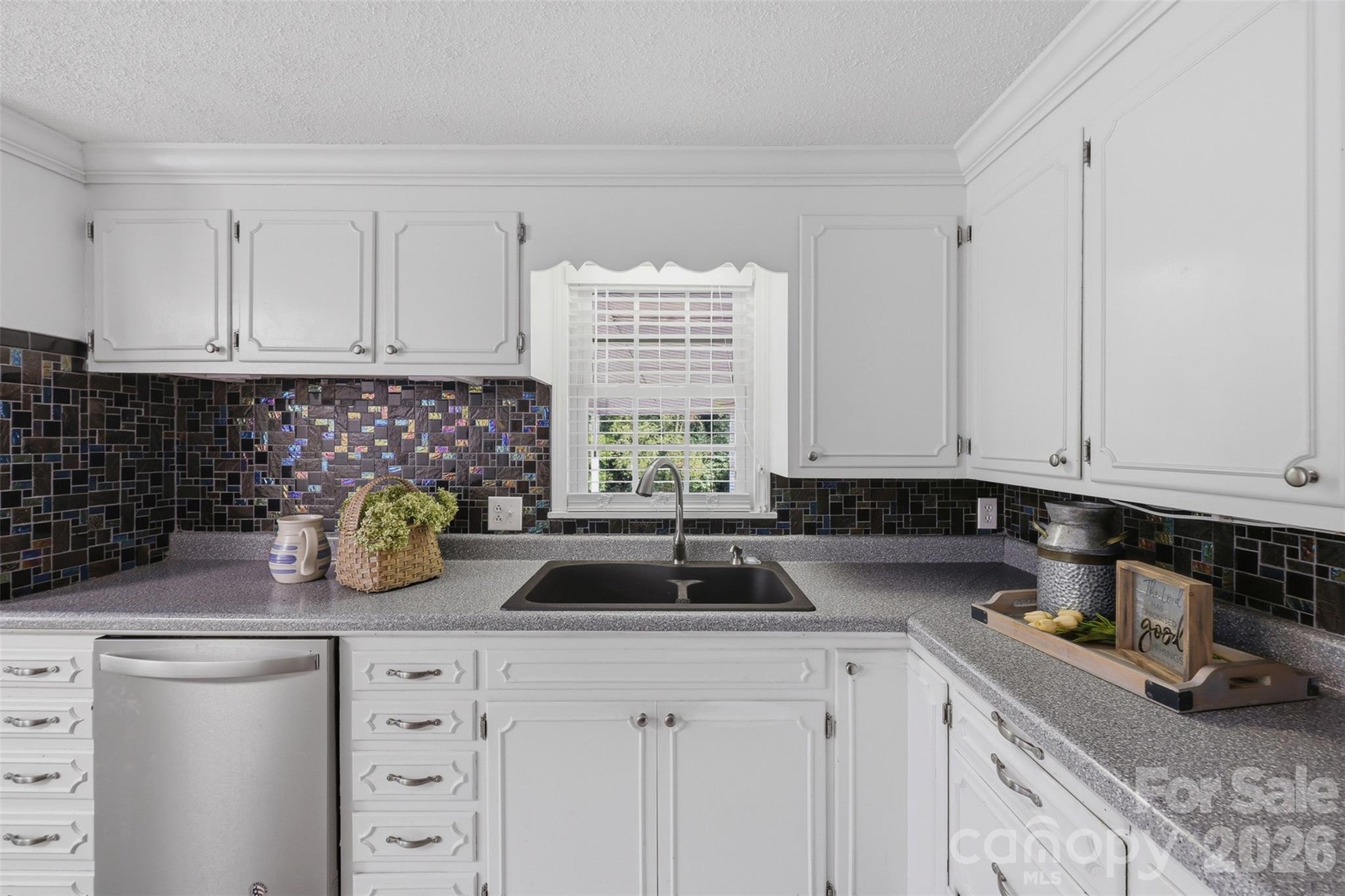 2430 Hwy 64/90 None W — Taylorsville