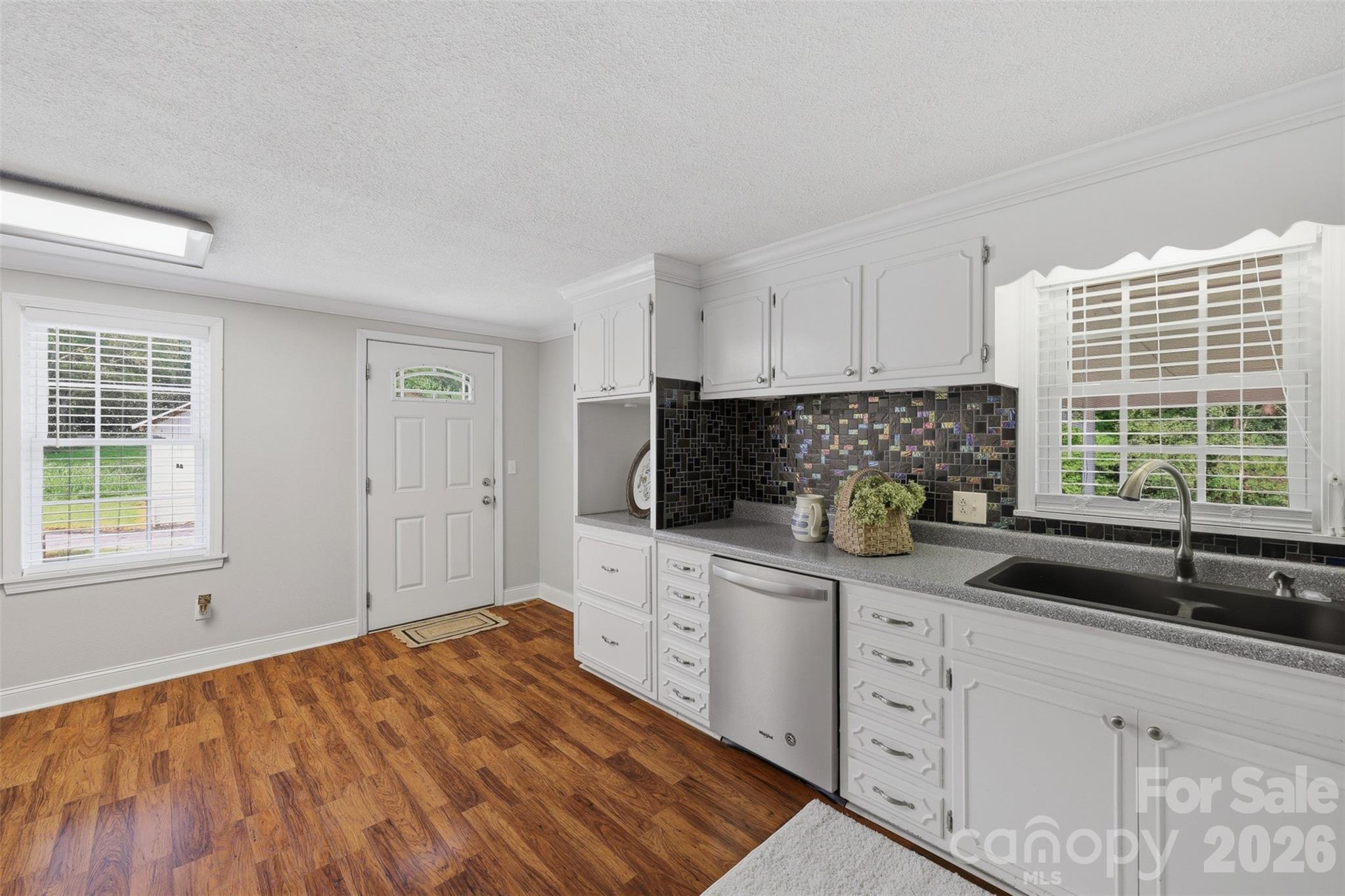 2430 Hwy 64/90 None W — Taylorsville