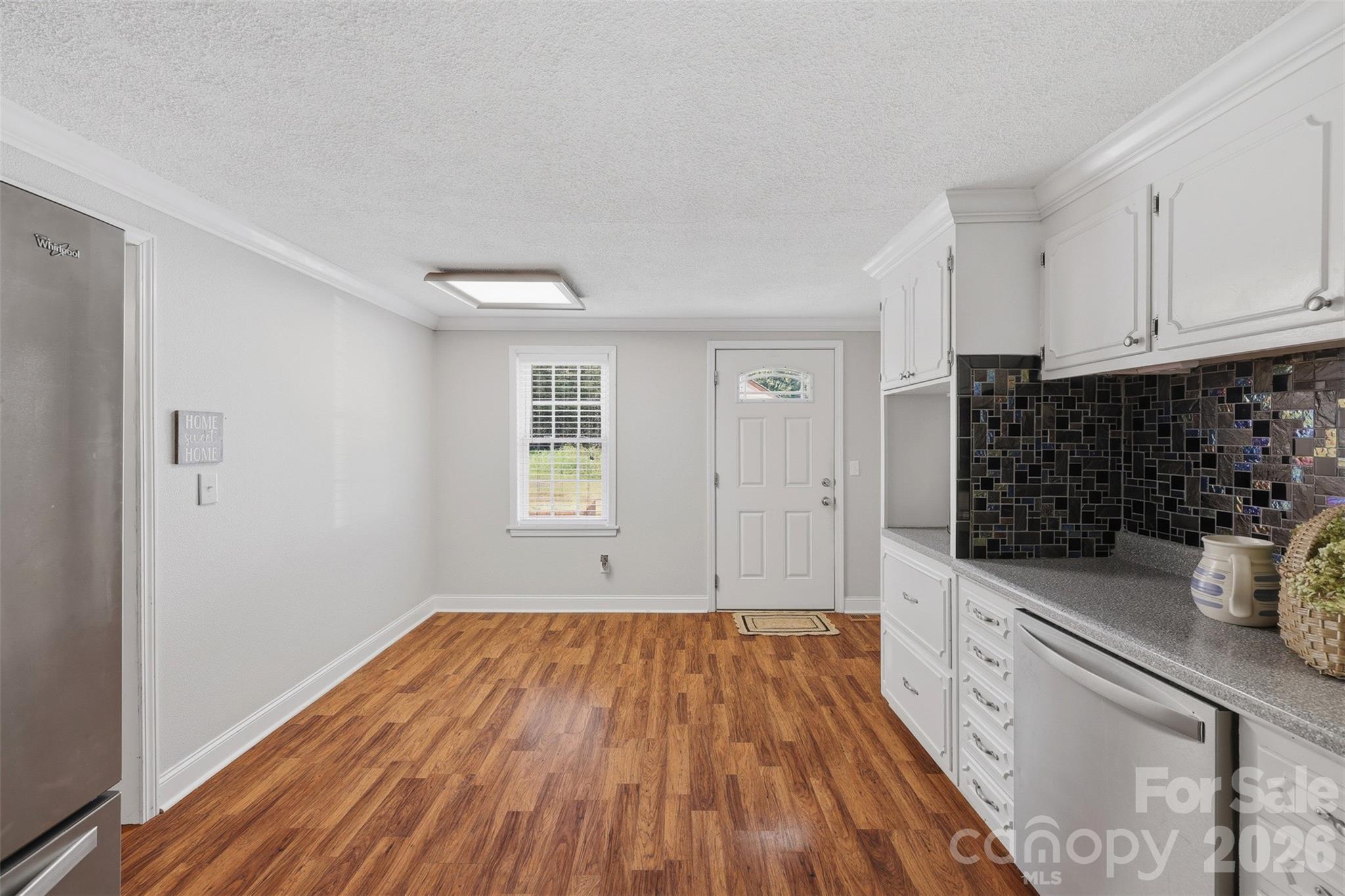 2430 Hwy 64/90 None W — Taylorsville