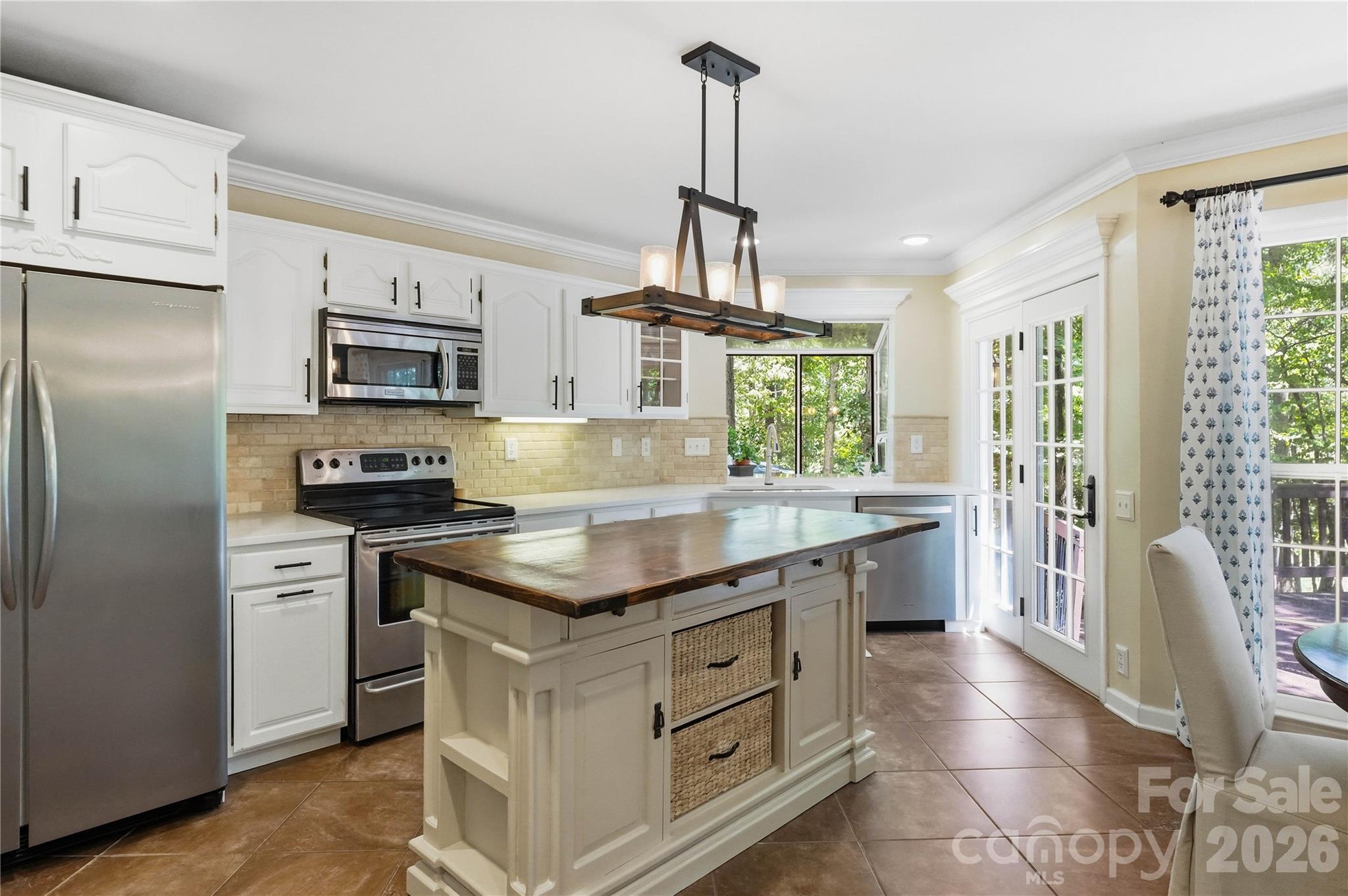 2505 Mountain Folk Lane — Waxhaw