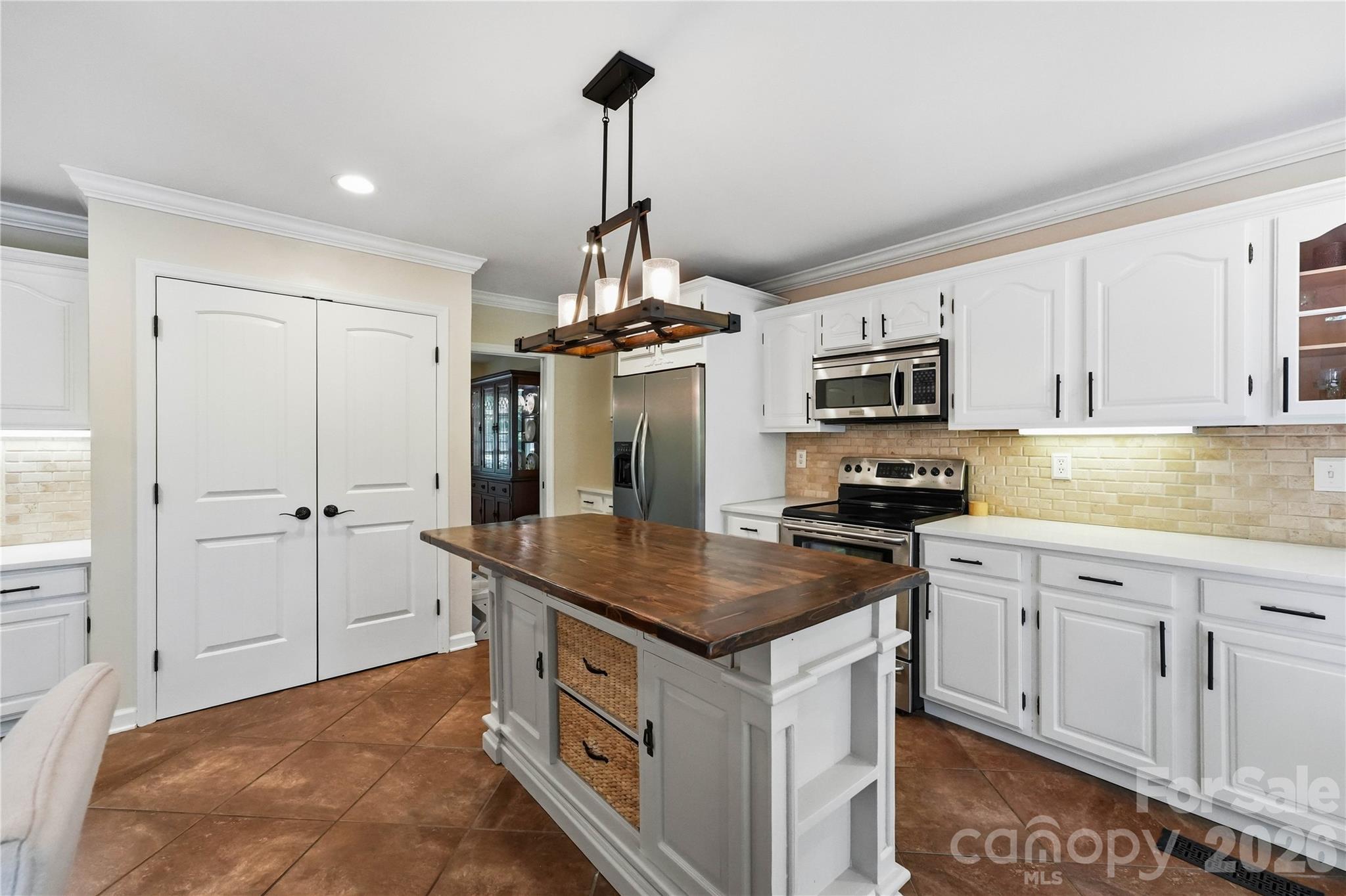 2505 Mountain Folk Lane — Waxhaw