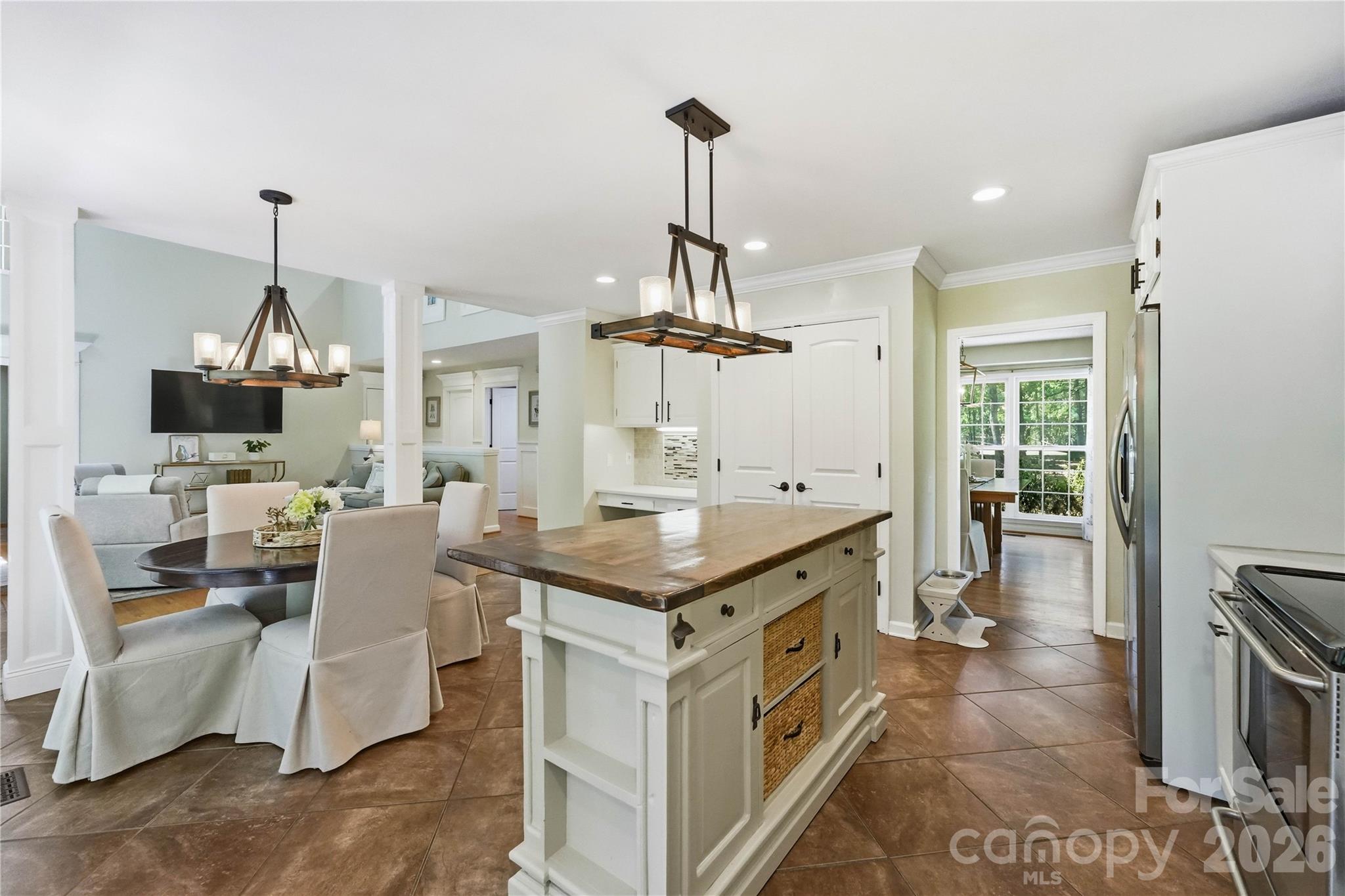 2505 Mountain Folk Lane — Waxhaw
