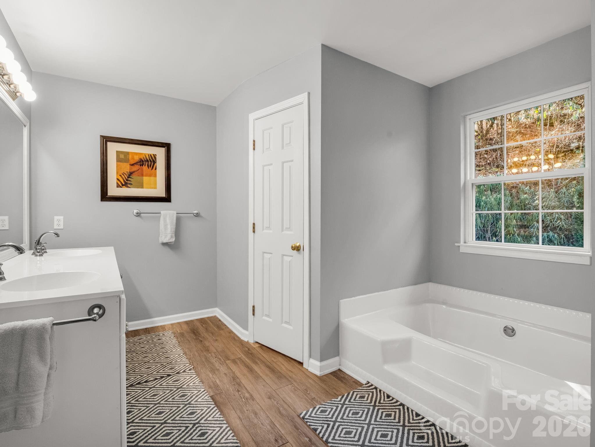 108 Nuthatch Trace — Brevard