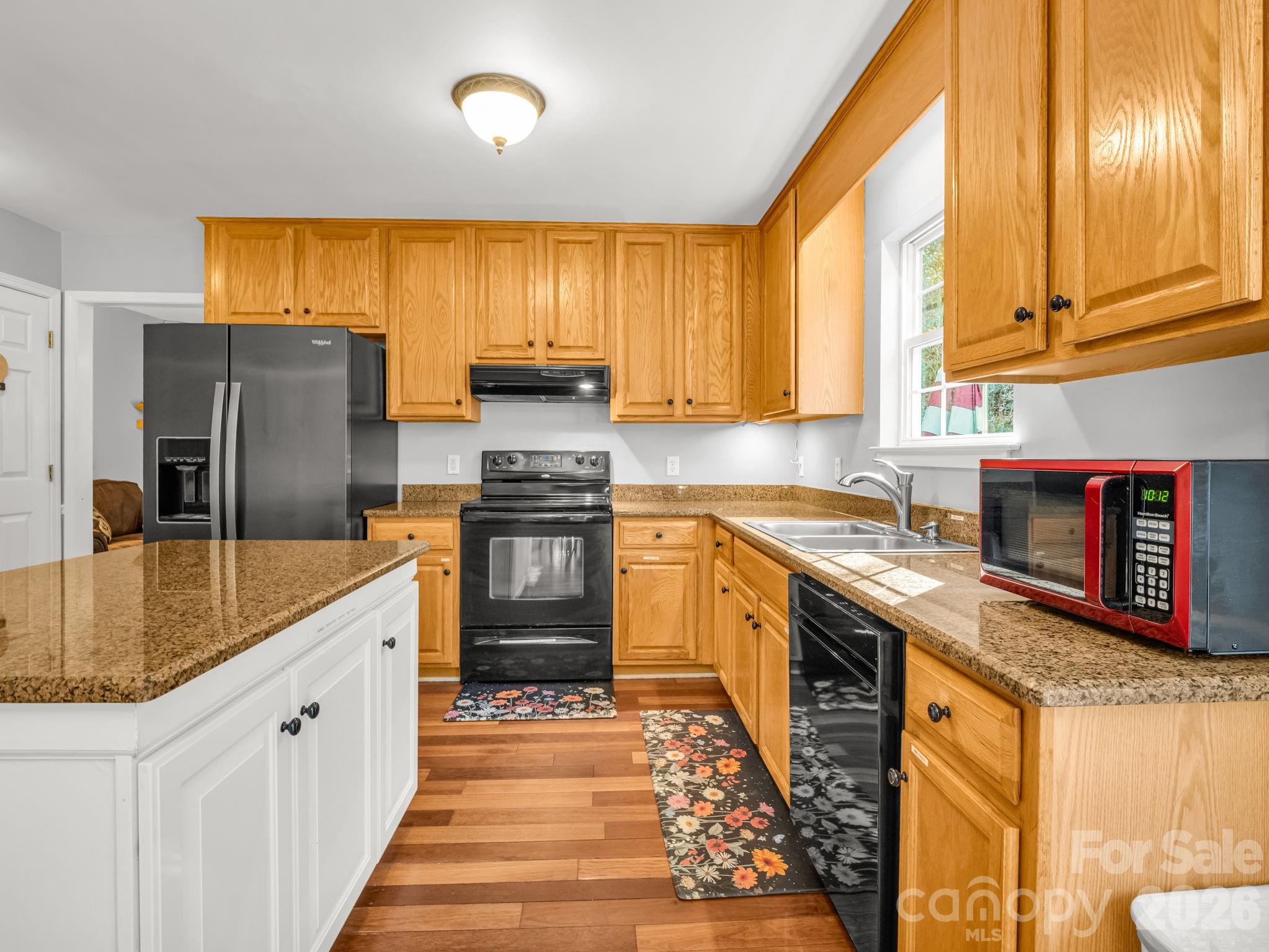 108 Nuthatch Trace — Brevard