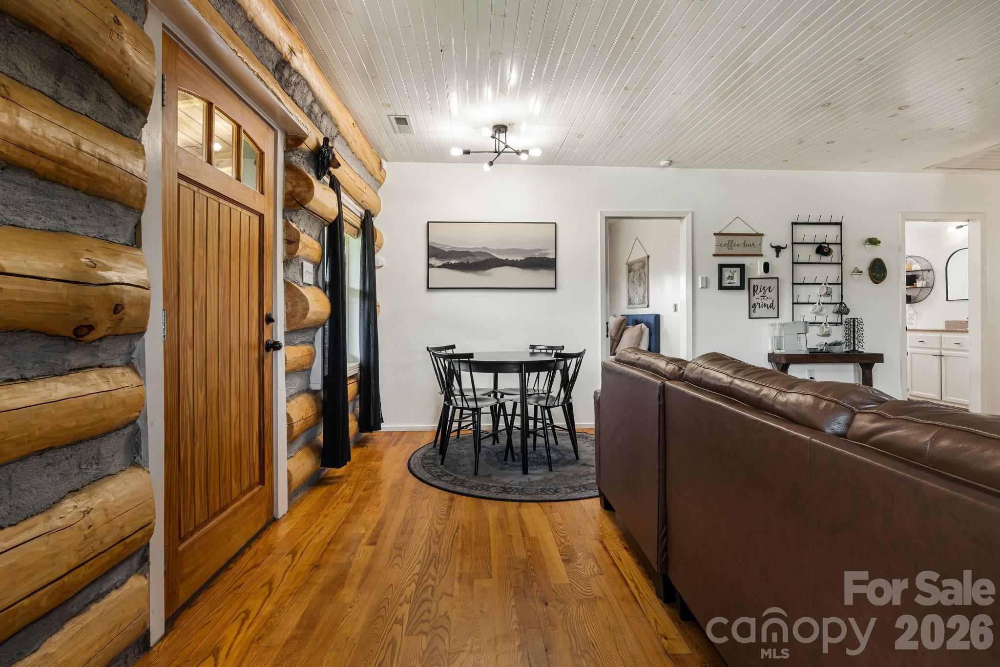 194 Cabin Hollow Drive — Marshall