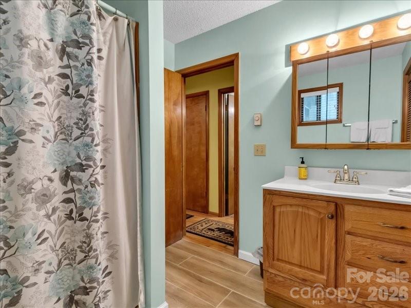 49 Lisa Lane — Maggie Valley