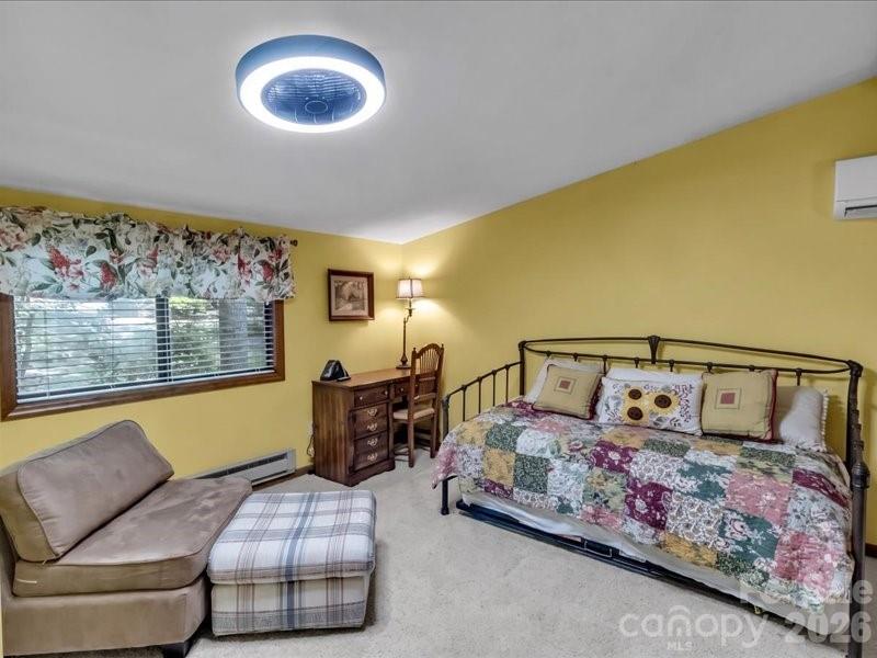 49 Lisa Lane — Maggie Valley