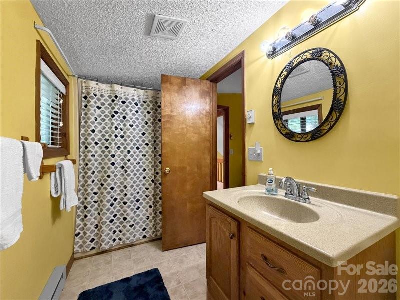 49 Lisa Lane — Maggie Valley