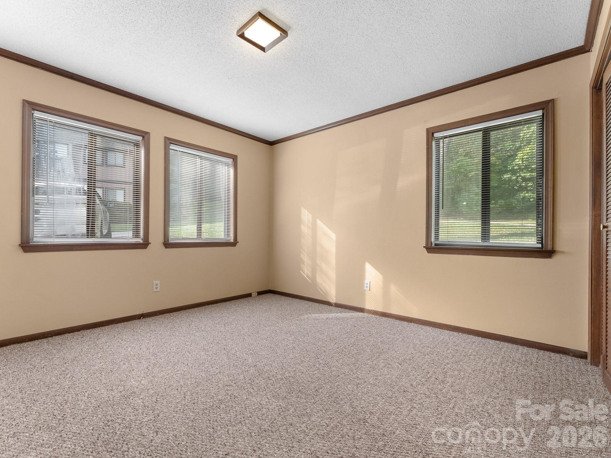 33 Lake Drive #G-1 — Laurel Park