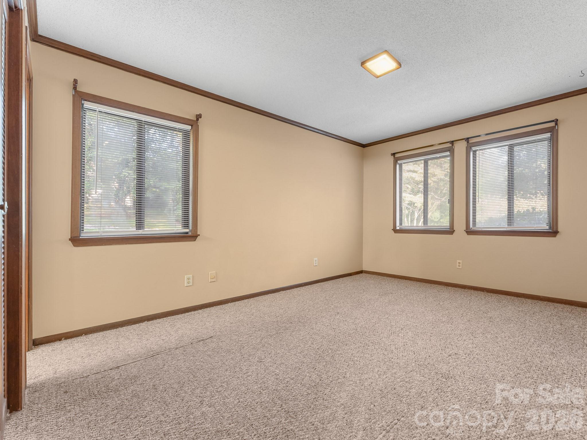33 Lake Drive #G-1 — Laurel Park