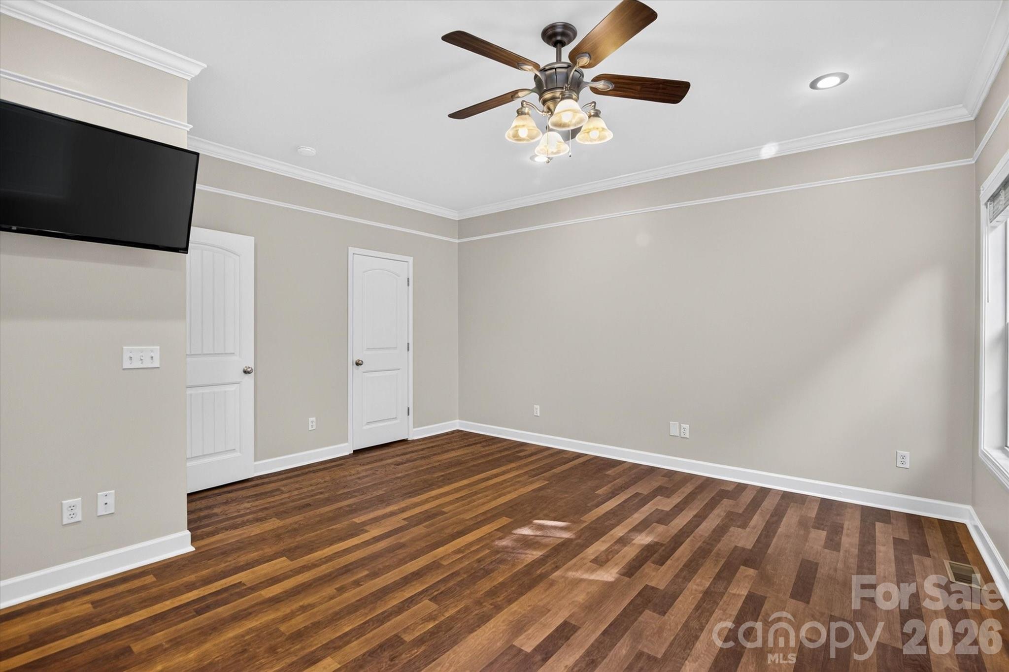 245 Eagle Creek Road — Clover