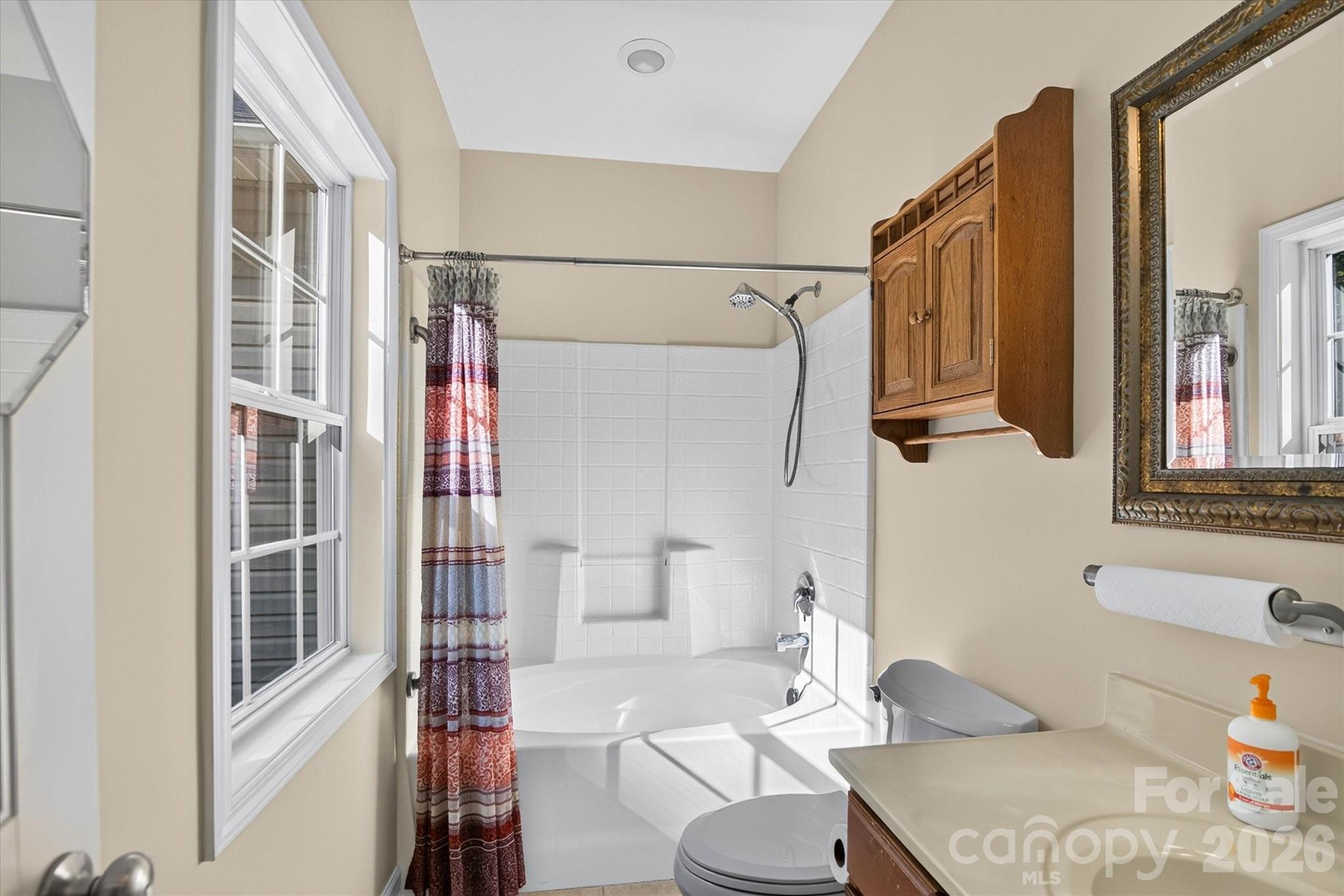 245 Eagle Creek Road — Clover