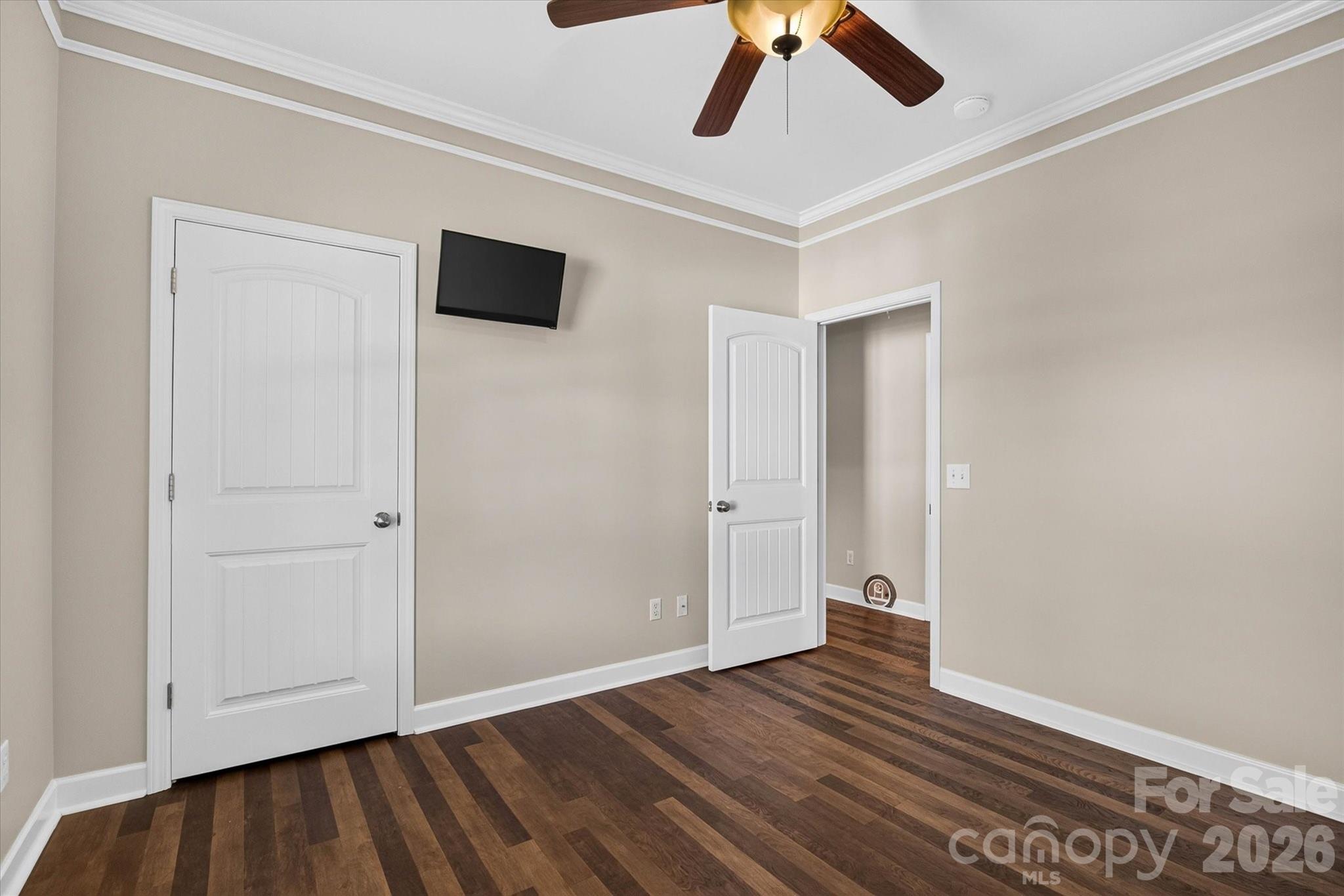 245 Eagle Creek Road — Clover