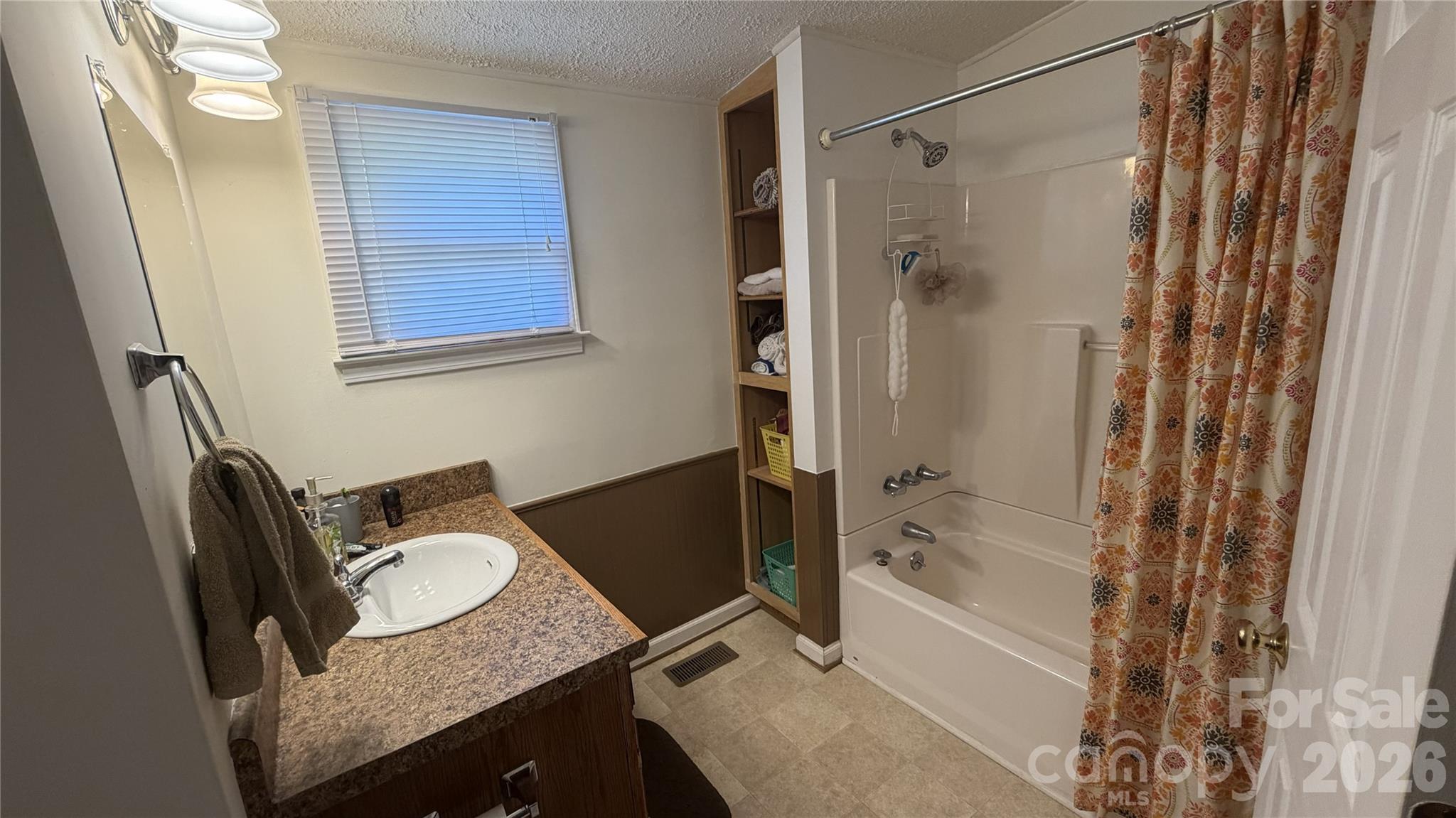 209 Auten Circle — Mount Holly