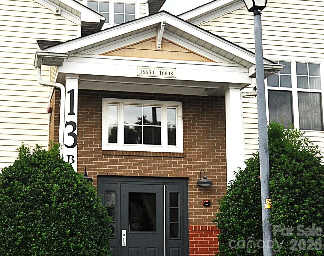 16648 E Amberside Road — Cornelius