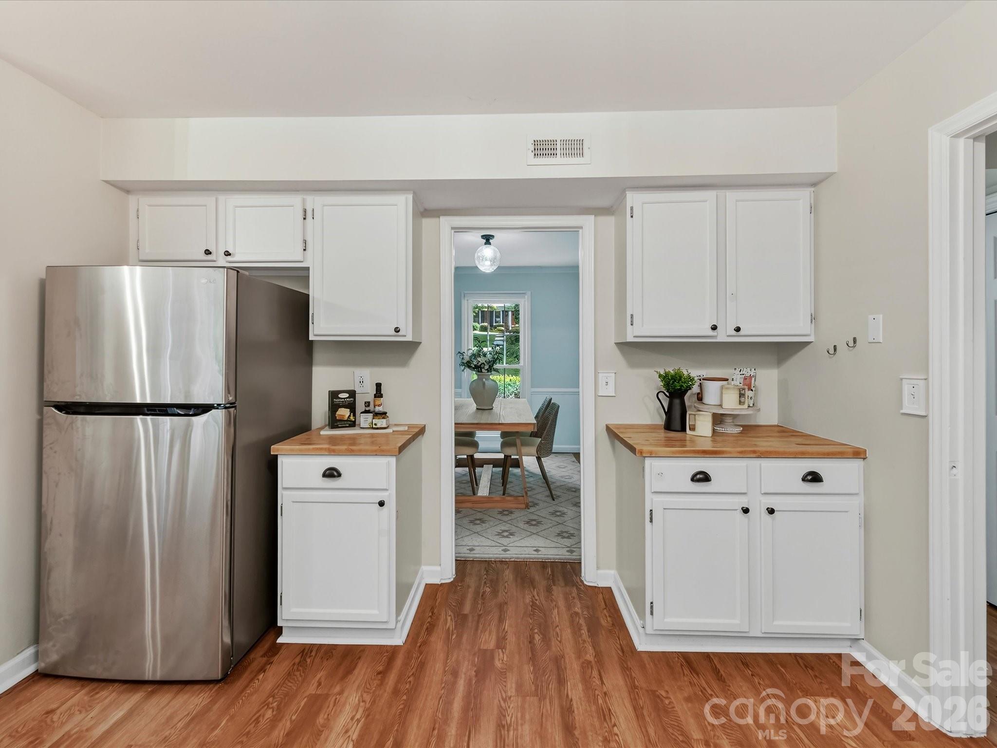 9400 Harlow Creek Road — Huntersville