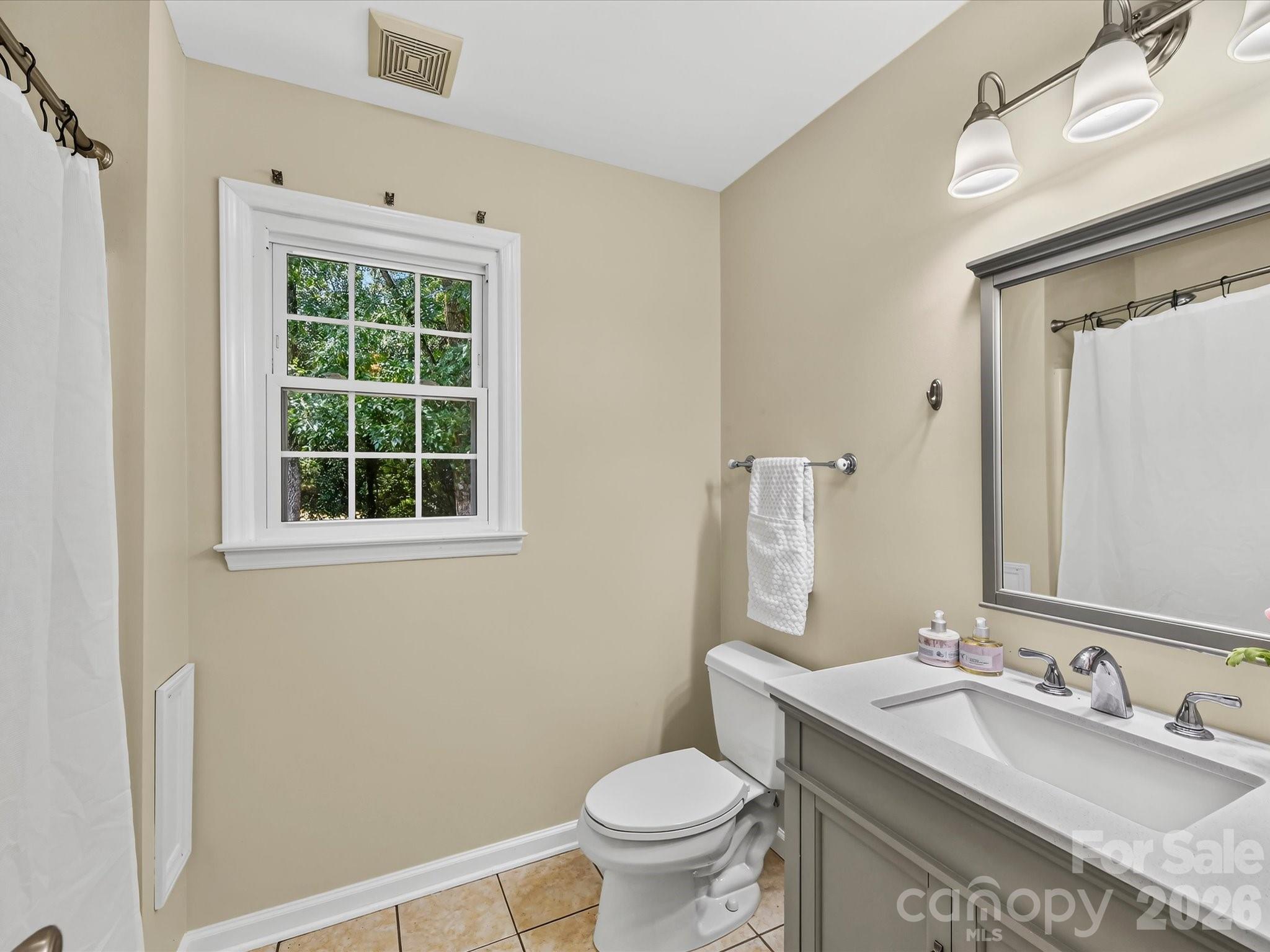 9400 Harlow Creek Road — Huntersville