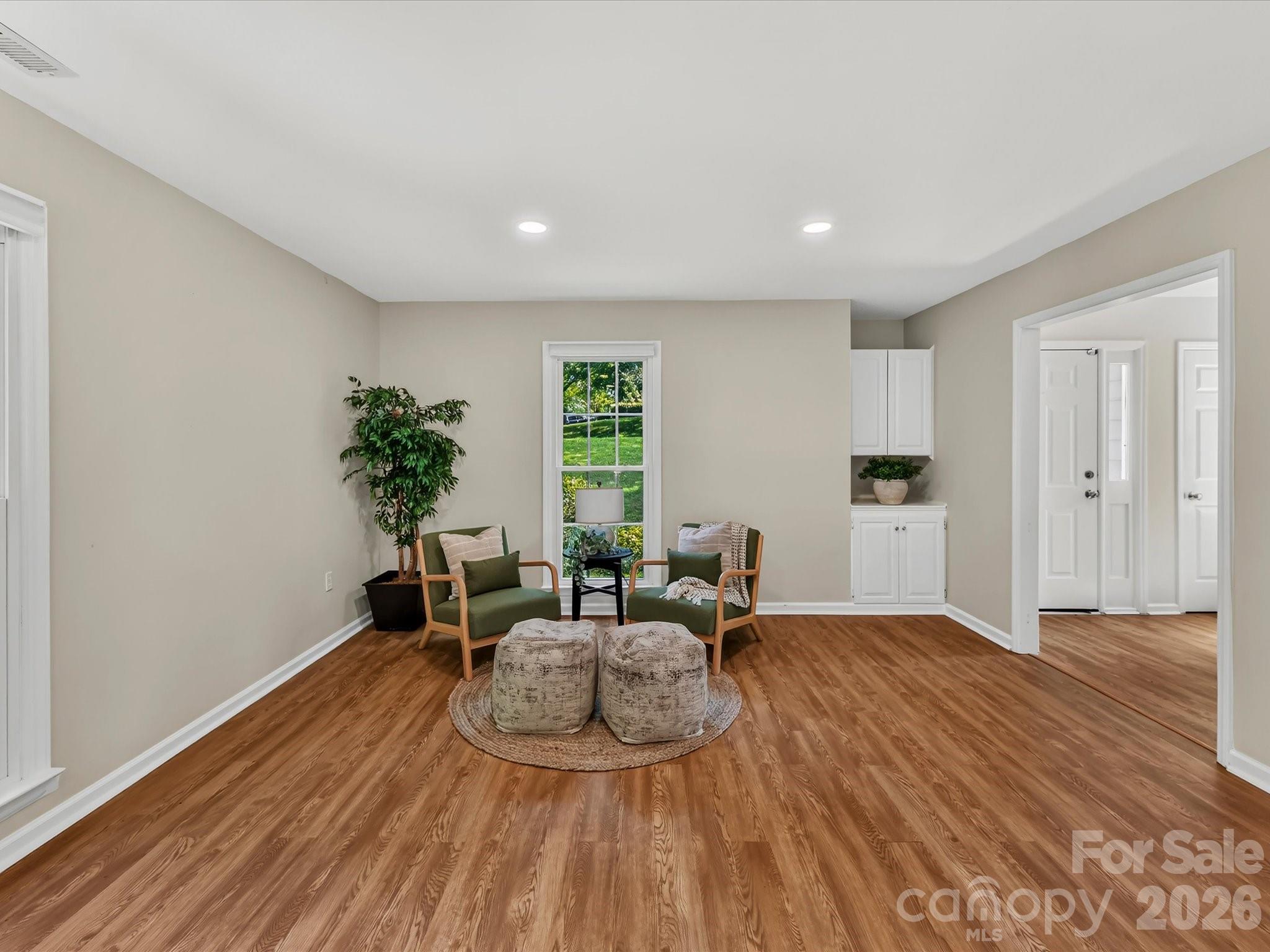 9400 Harlow Creek Road — Huntersville