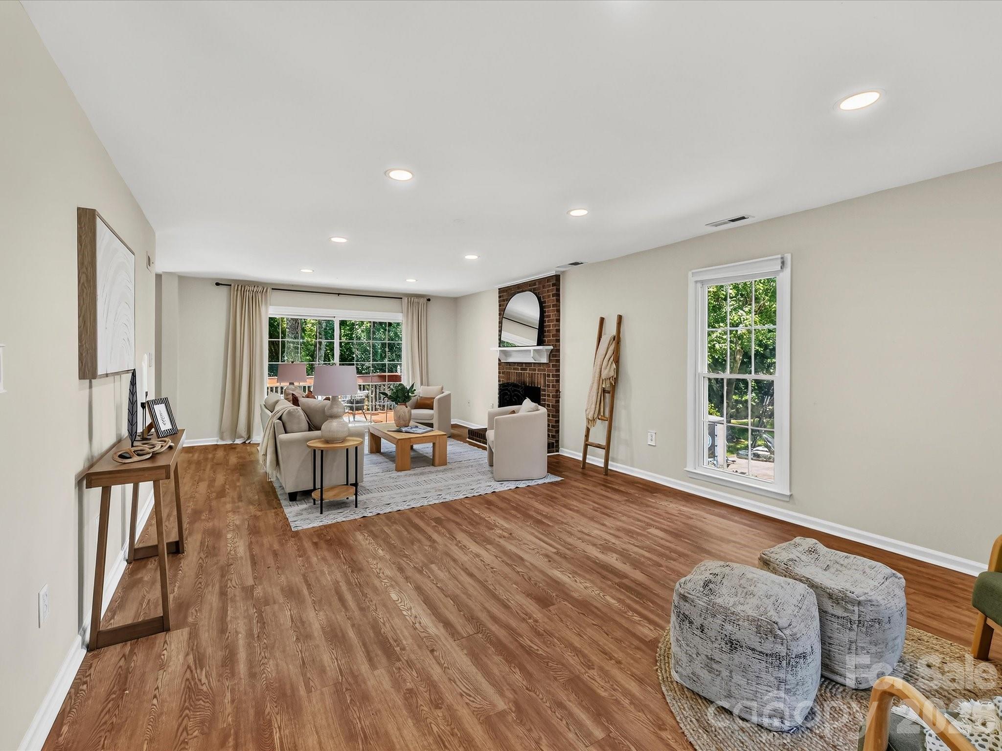 9400 Harlow Creek Road — Huntersville