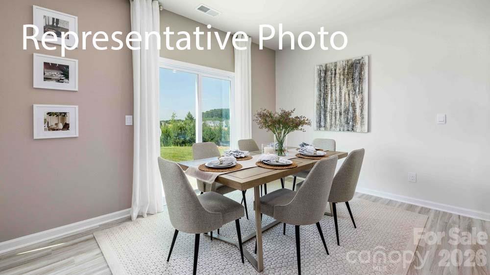 628 17th Avenue Drive NE — Hickory